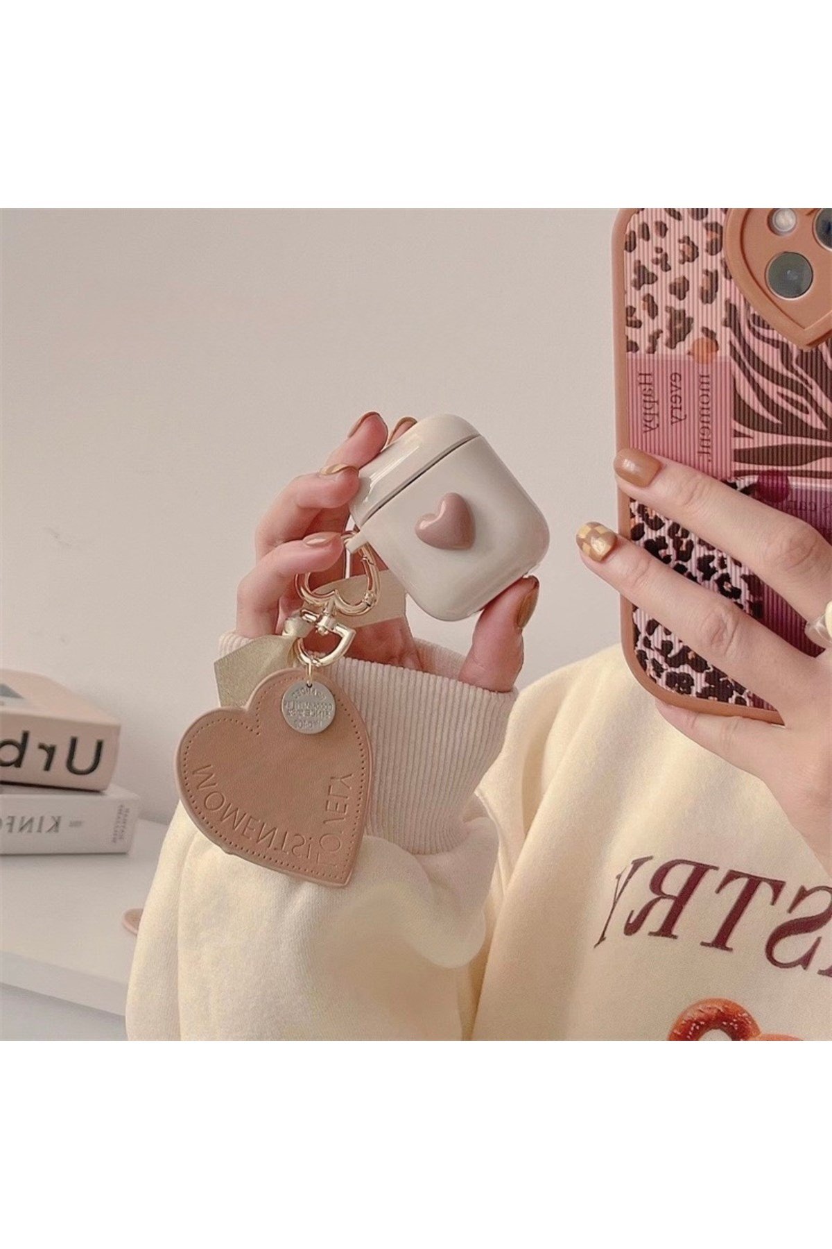 Airpods Pro 1 Pro 2 Uyumlu Kalpli Aksesuarlı Pinterest Estetiği Kore Stil Şık Koruyucu Kılıf