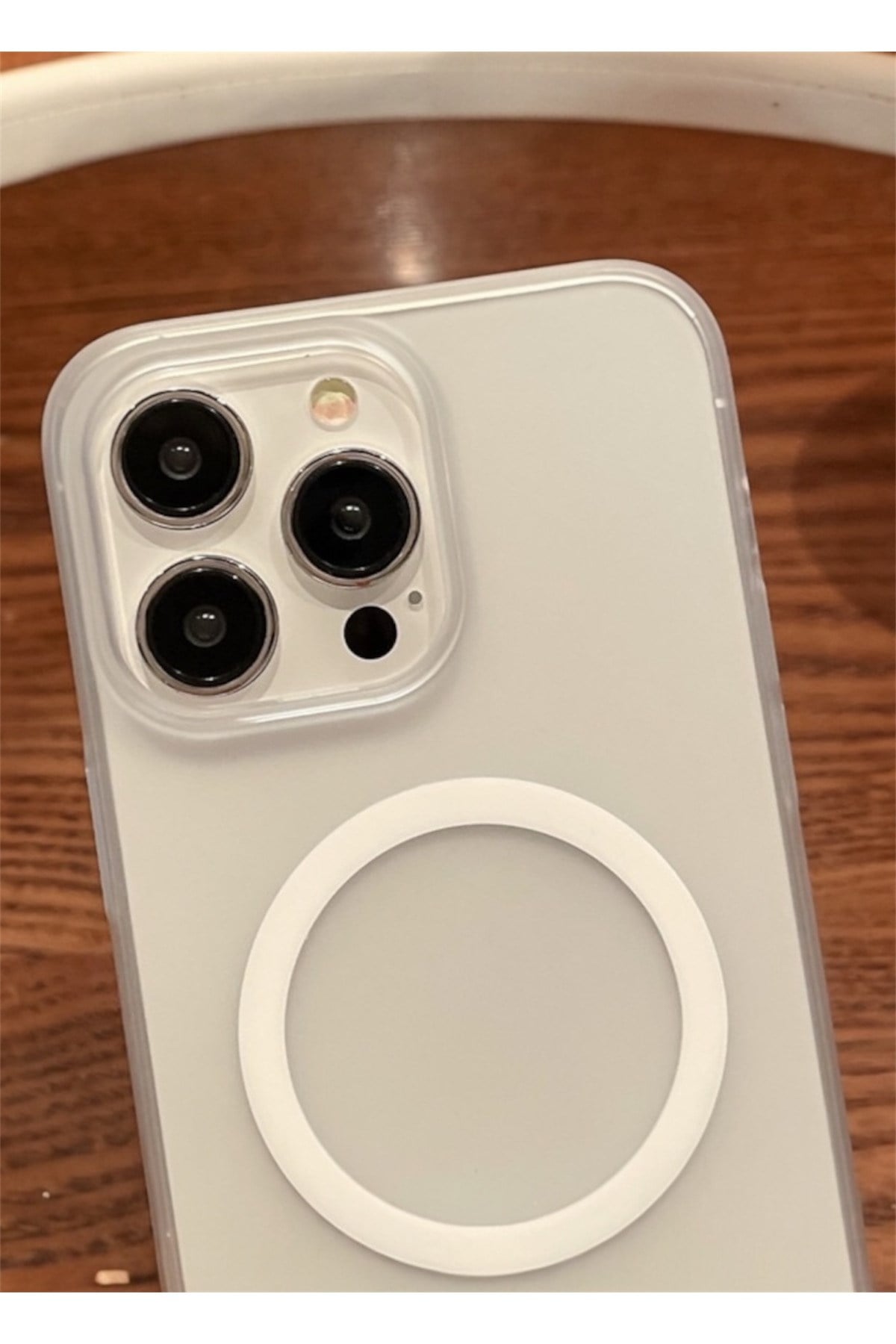 Iphone 11 Uyumlu Mat Beyaz Buzlu Şeffaf Magsafe Kılıf