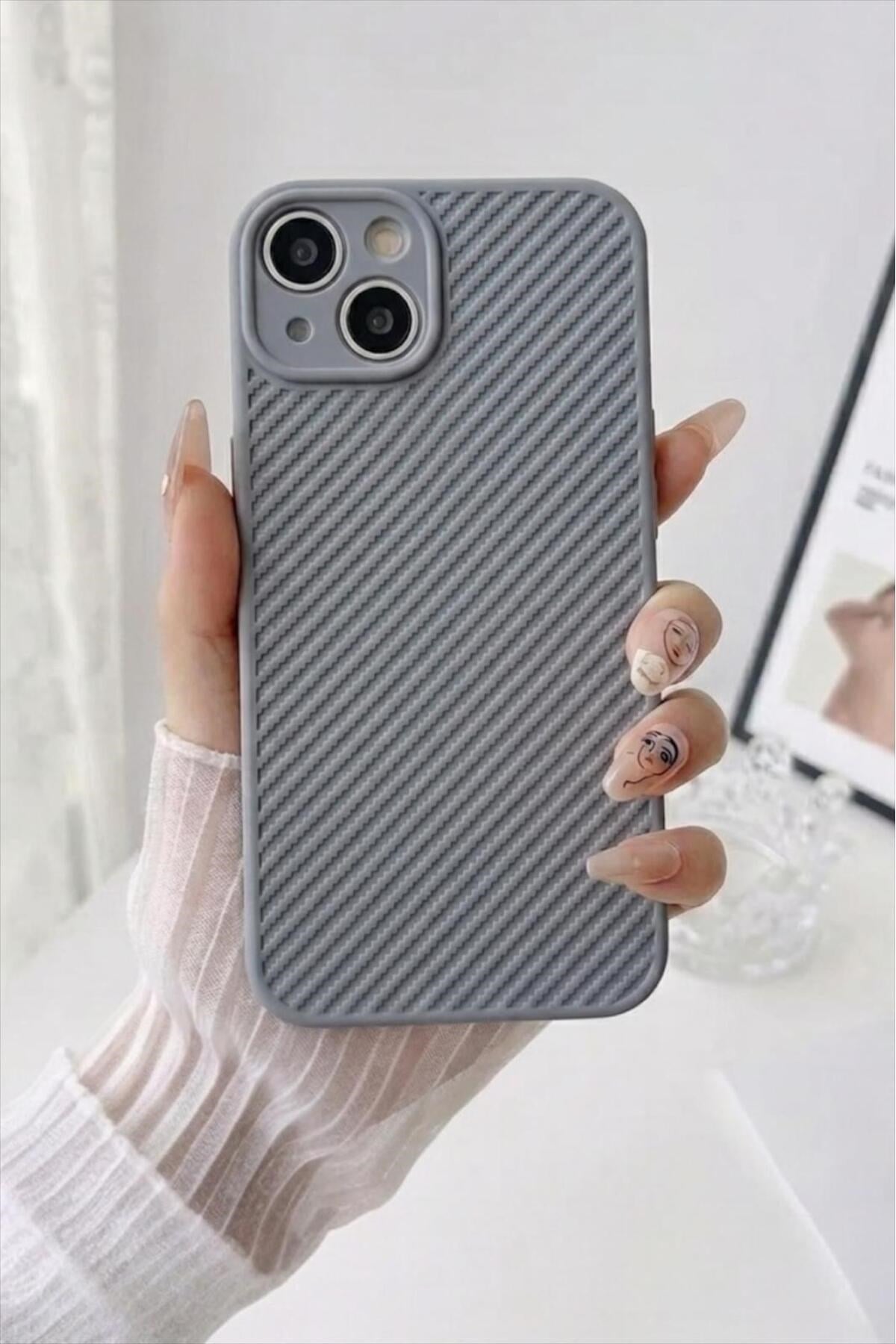 iPhone 13 Dokulu Kamera Korumalı Trend Silikon Köşeli Darbe Koruma Kılıf