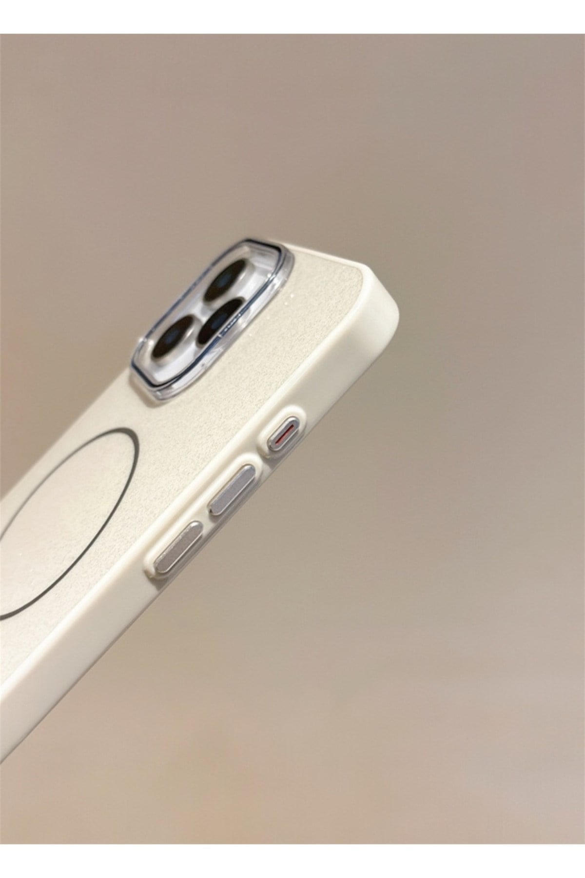 Iphone 13 Uyumlu Beyaz Renk Simli Şeffaf MagSafe Uyumlu Kılıf