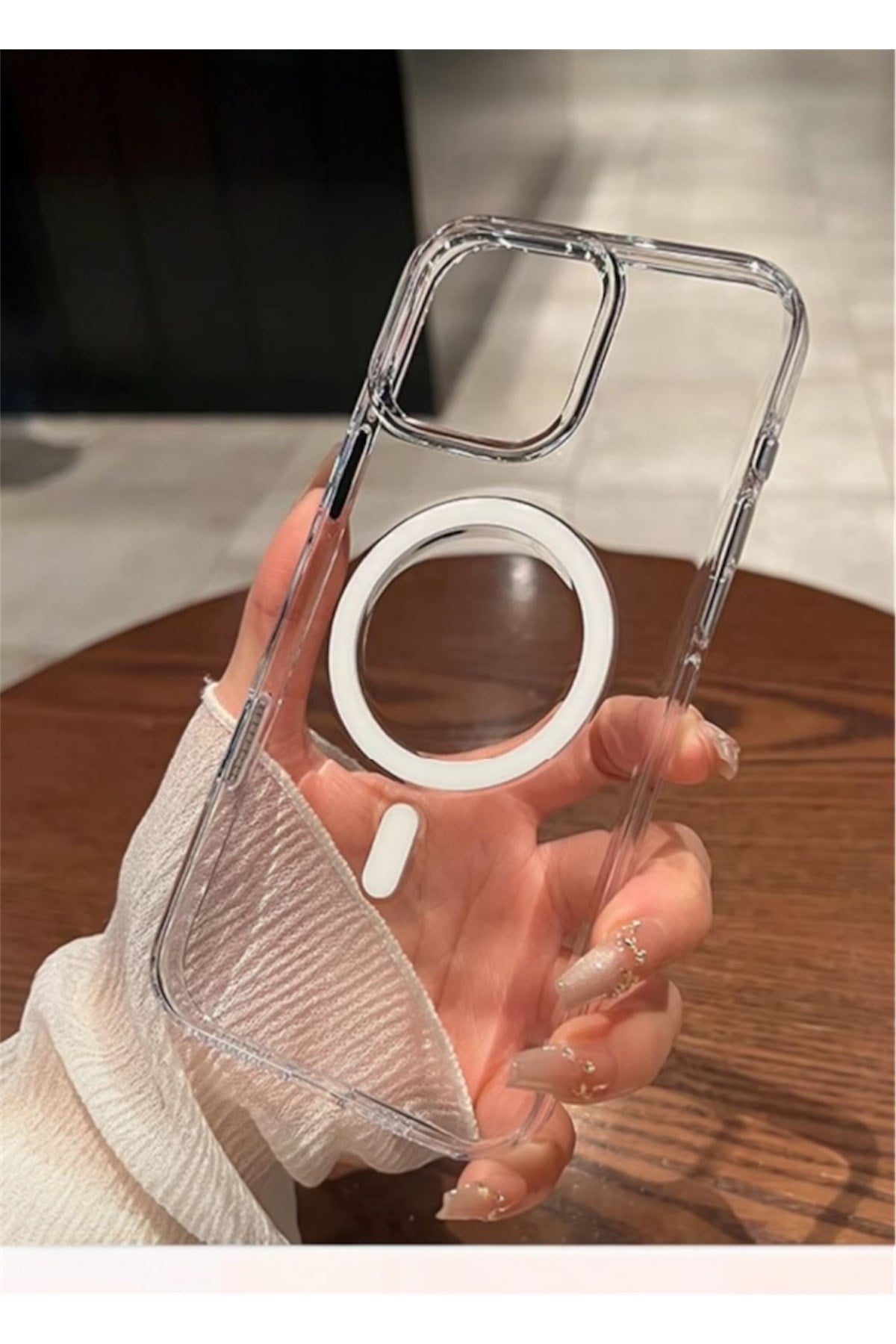 Iphone 13 Uyumlu MagSafe Destekli Şeffaf Sararmaz Mika Kılıf, Kamera Korumalı Premium Seri