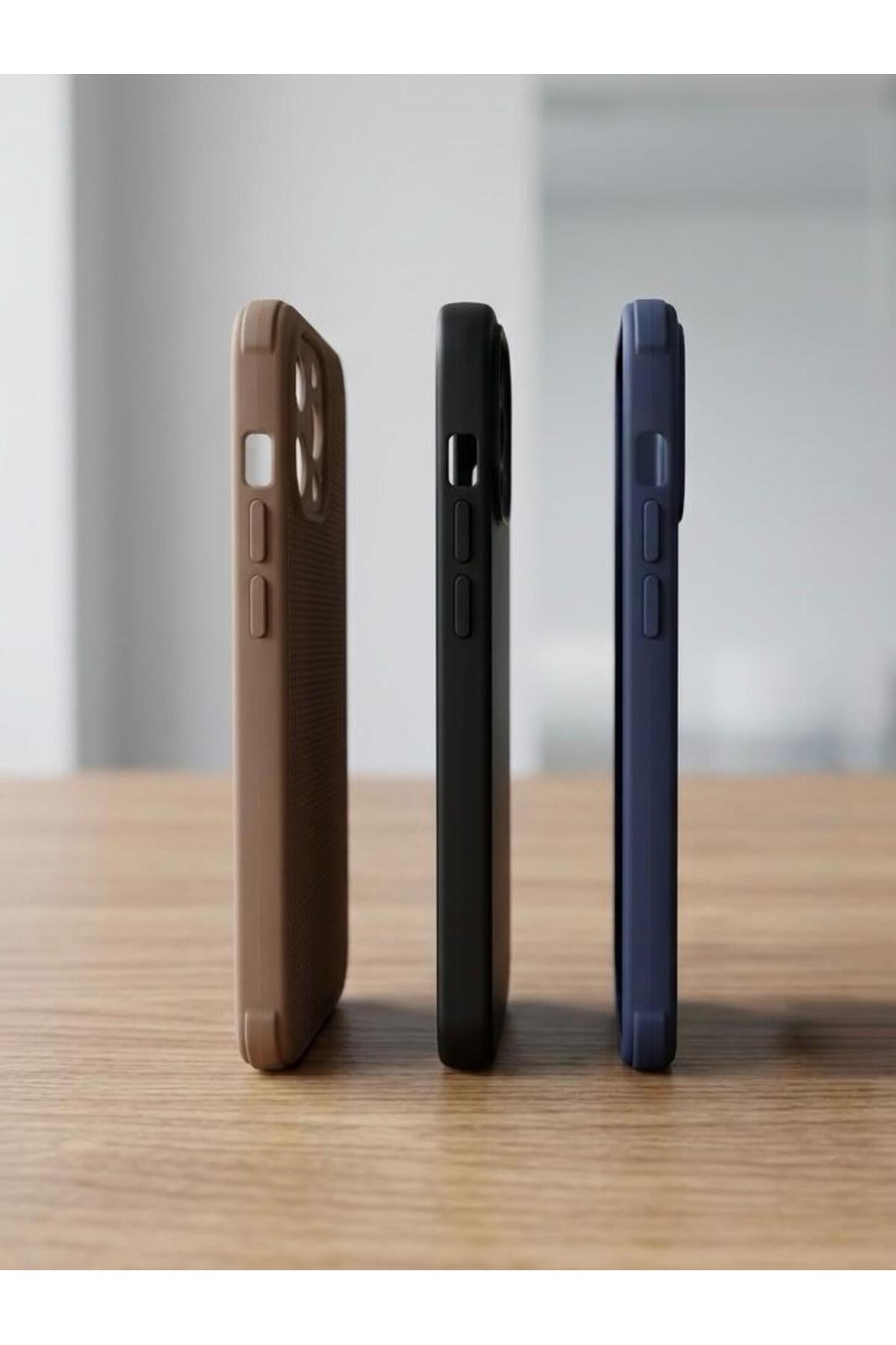 iPhone 14 Dokulu Kamera Korumalı Trend Silikon Köşeli Darbe Koruma Kılıf