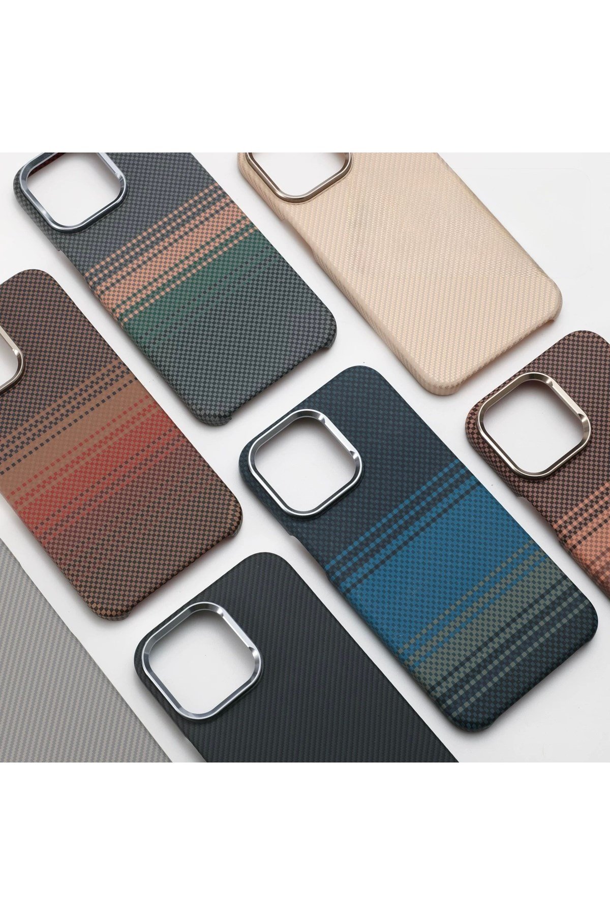 iPhone 14 Uyumlu Karbon Fiber Gizli Magsafeli Siyah Telefon Kılıfı