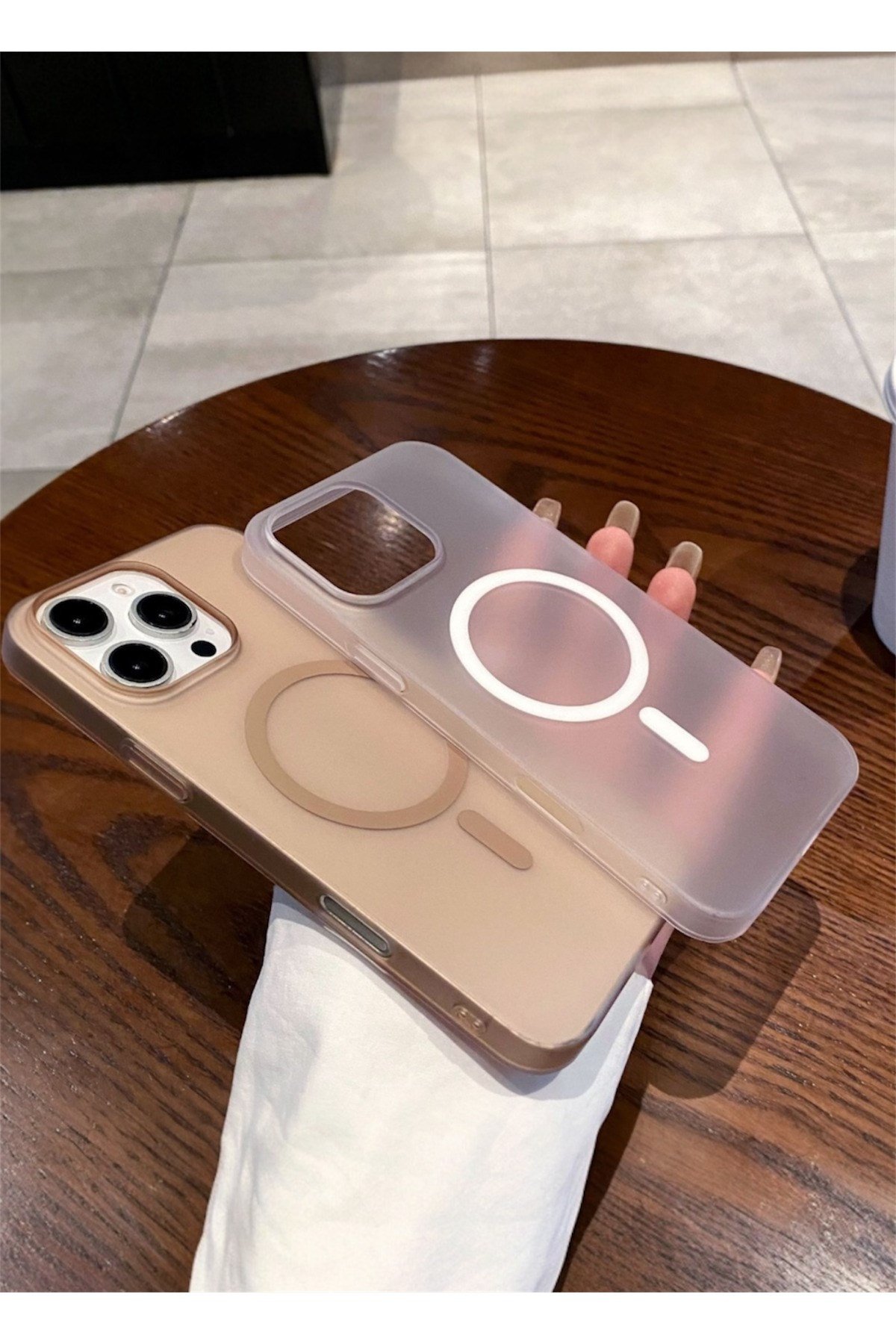 Iphone 15 Pro Max Uyumlu Mat Buzlu Çök Renk Magsafeli Kılıf
