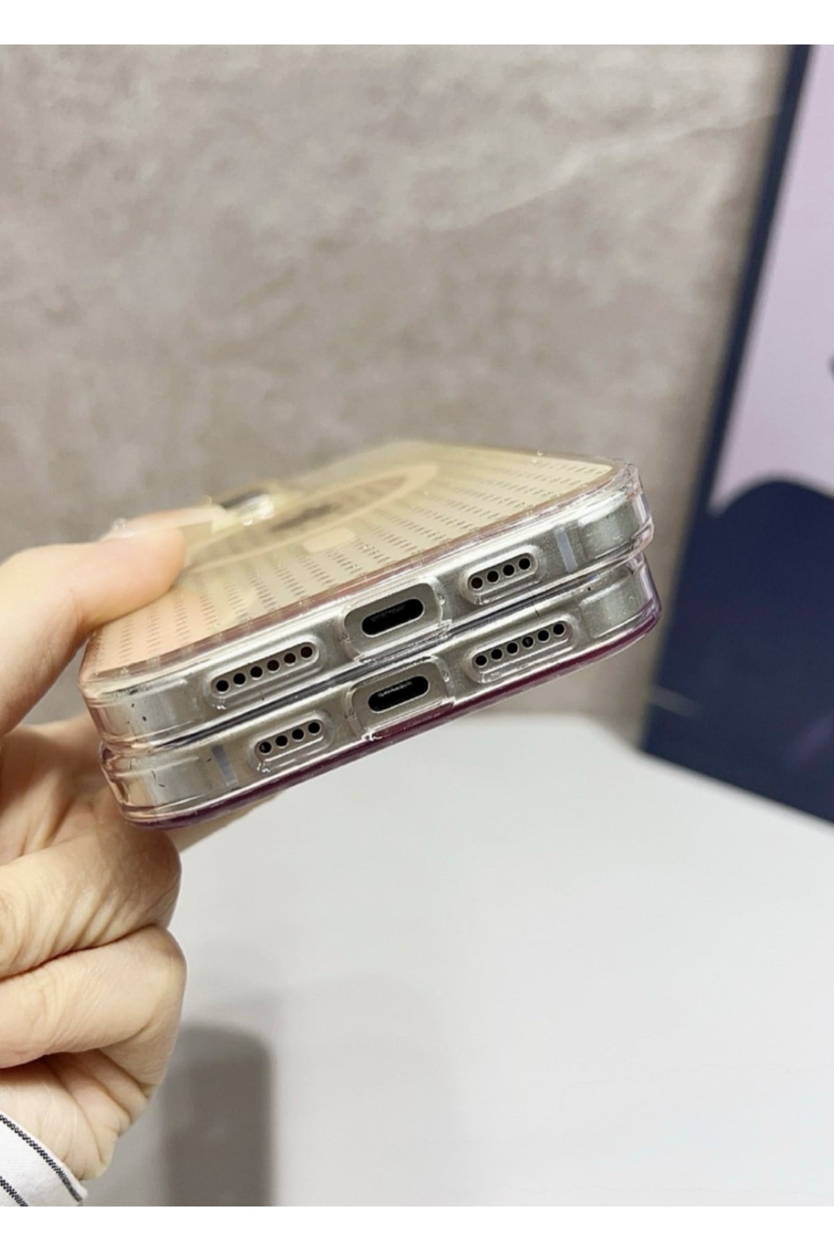 iPhone 15 Pro Max Uyumlu Şeffaf Sarı MagSafe Işıltılı Şık Kılıf