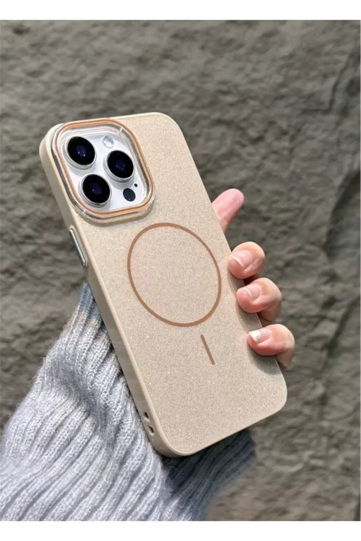 Iphone 15 Pro Uyumlu Çöl Renk Simli Şeffaf MagSafe Uyumlu Kılıf