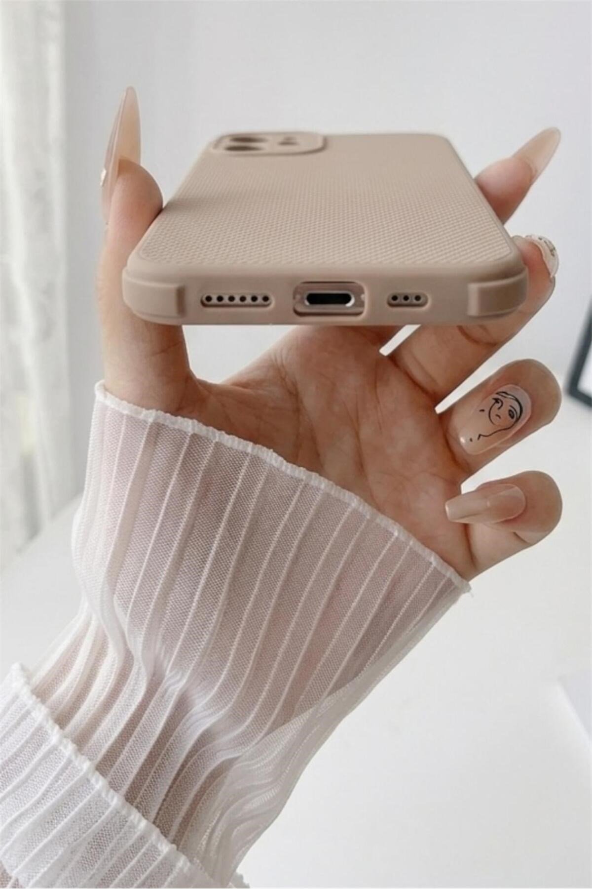 ıPhone 16 Dokulu Kamera Korumalı Trend Silikon Köşeli Darbe Koruma Kılıf