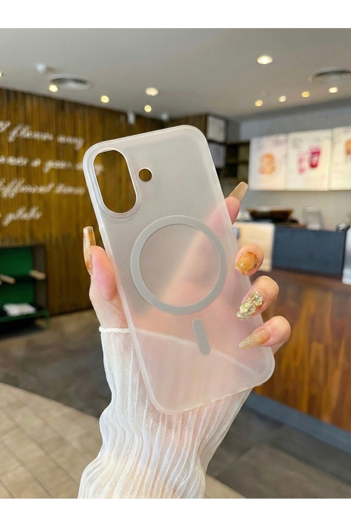 Iphone 16 Plus Uyumlu MagSafeli Buzlu Gri Mat Sert Şeffaf Trend Kılıf