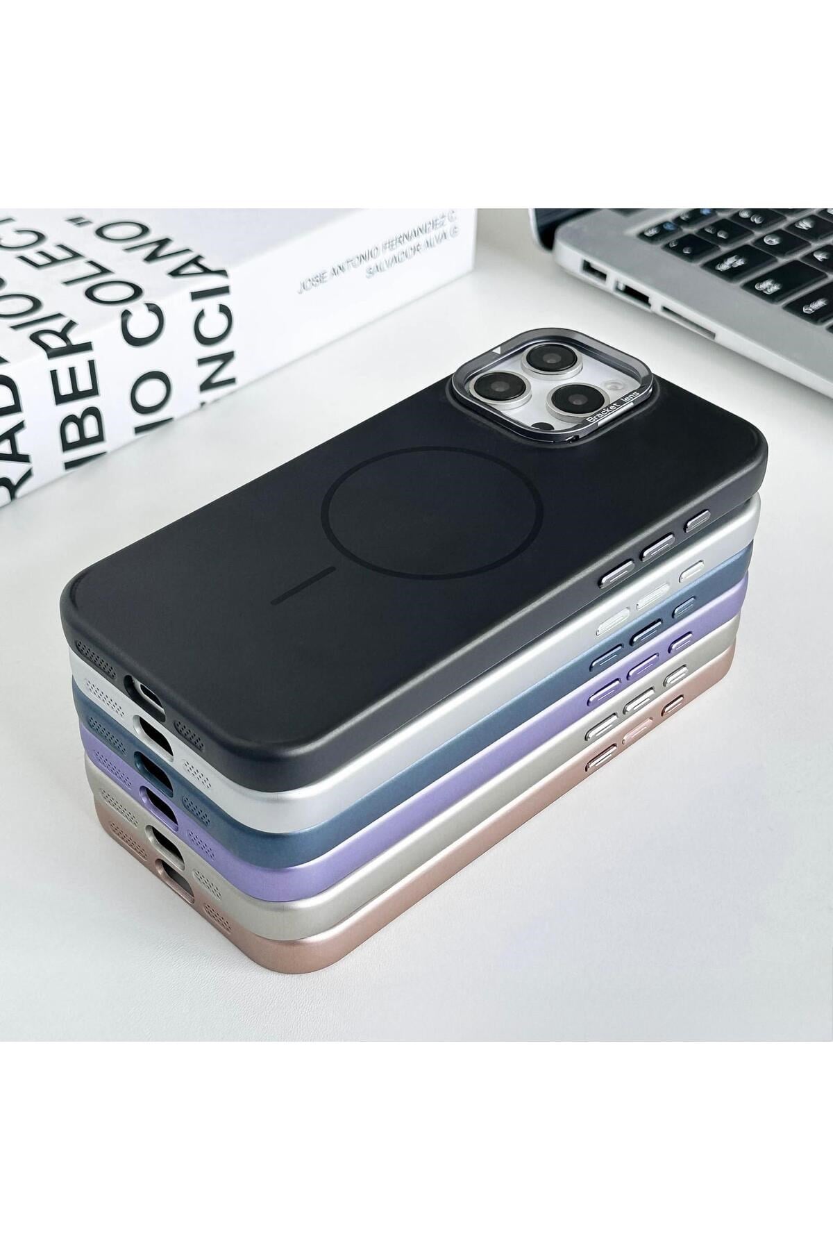 iPhone 16 Pro Uyumlu MagSafe Özellikli Kamera Standlı Metalik Kılıf