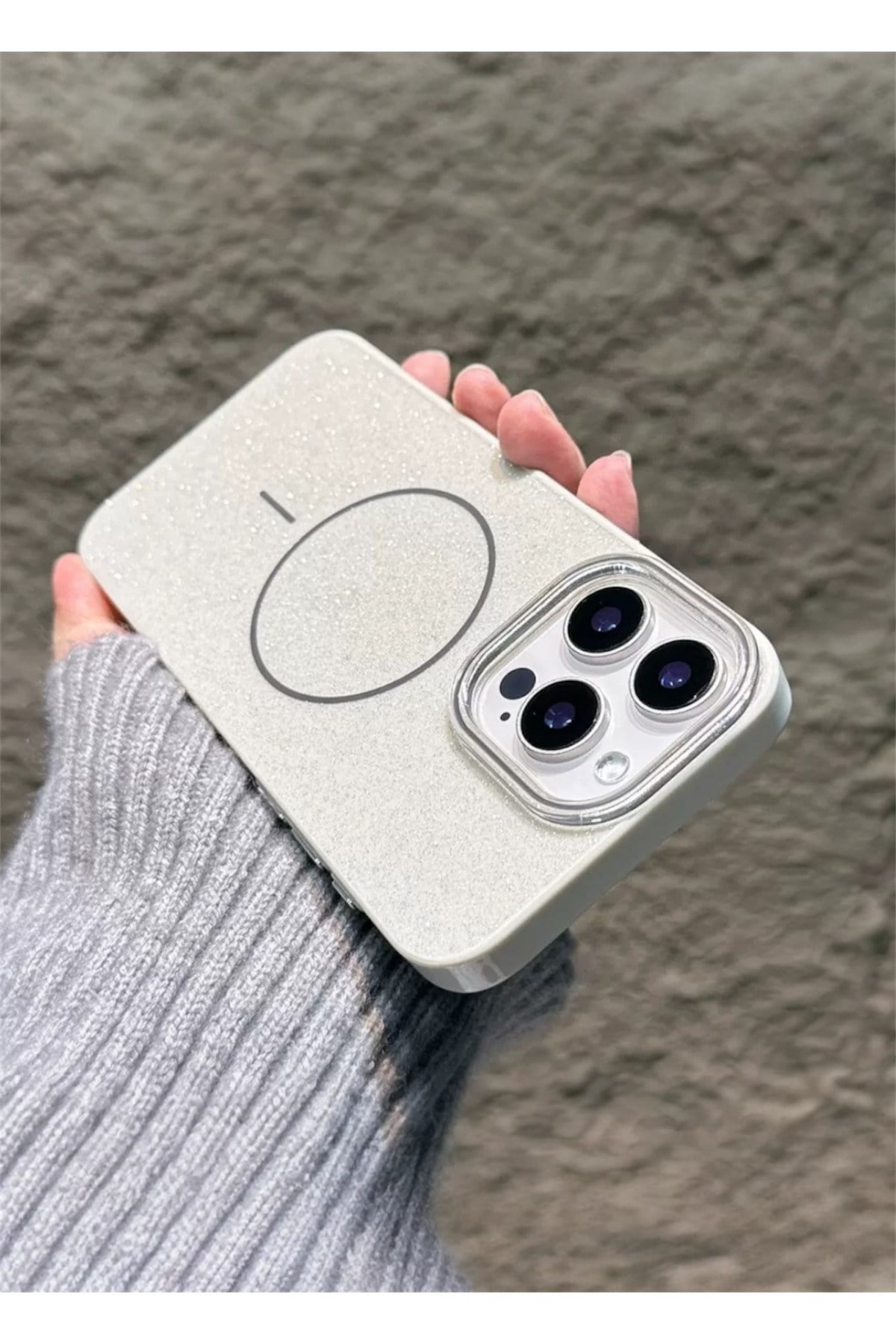 Iphone 16 ProMax Uyumlu Beyaz Renk Simli Şeffaf MagSafe Uyumlu Kılıf