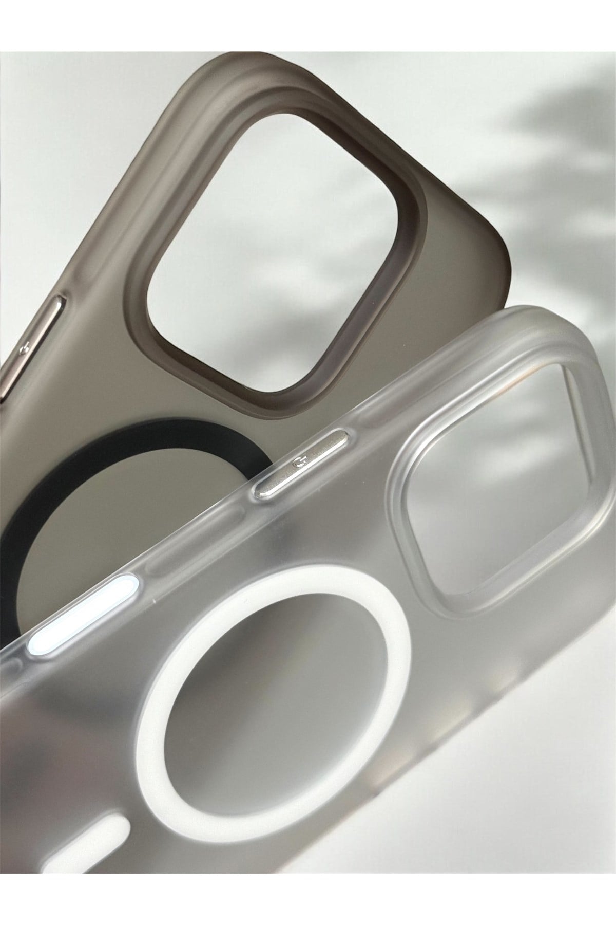 Iphone 16 Promax Uyumlu MagSafe Siyah Sert Mat Buzlu Kılıf, Metal Tuşlu Darbe Emici Kamera Korumalı