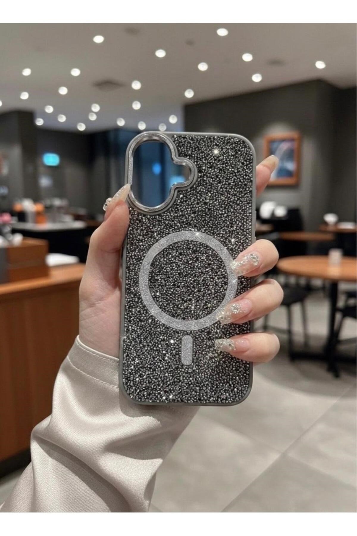 iPhone 16 Uyumlu, Beyaz, MagSafe Özellikli Premium Simli Taşlı Parlak Kılıf