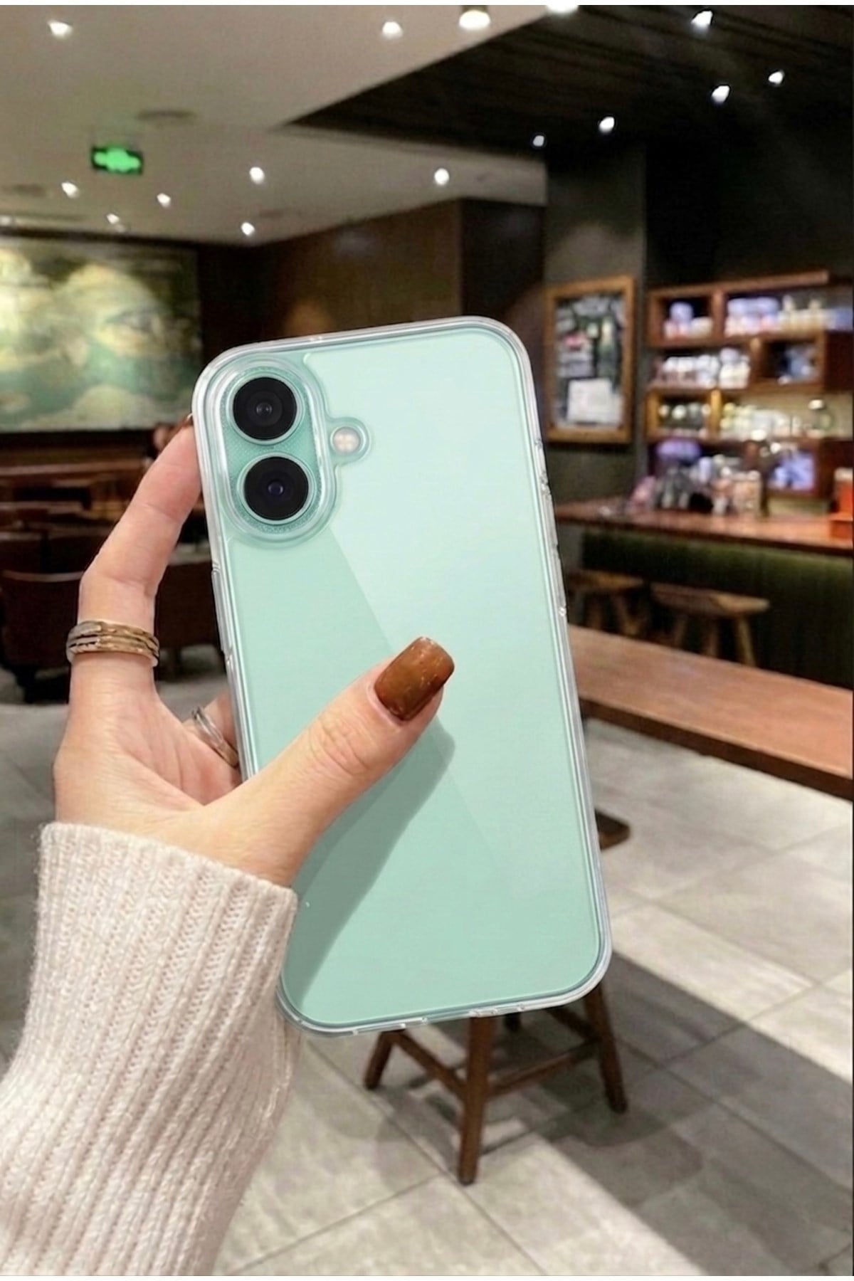 iPhone 16 Uyumlu Şeffaf Silikon Kamera Korumalı Darbeye Dayanıklı İnce ve Hafif Telefon Kılıfı