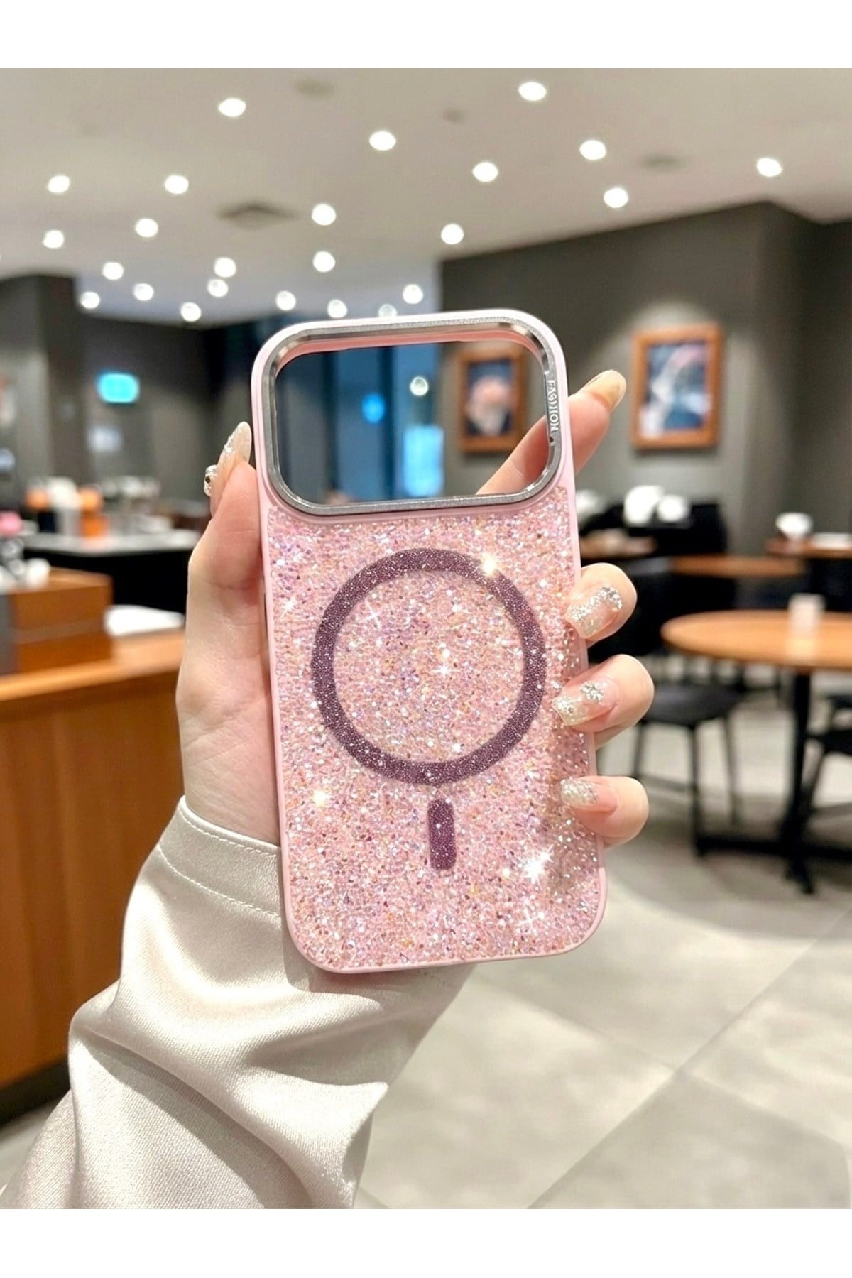 iPhone 17 Pro Uyumlu, Pembe, MagSafe Özellikli Premium Simli Taşlı Parlak Kılıf
