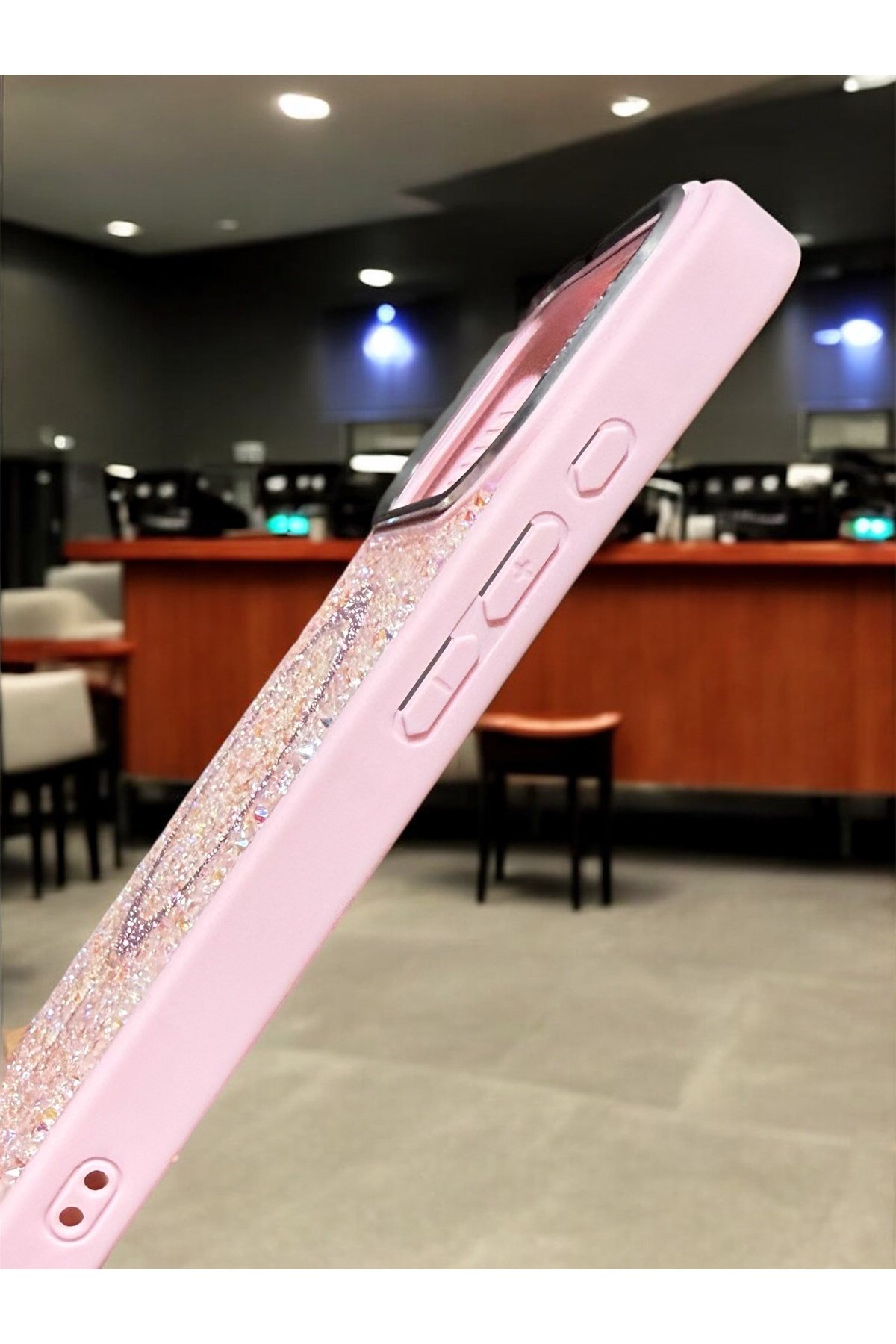 iPhone 17 Pro Uyumlu, Pembe, MagSafe Özellikli Premium Simli Taşlı Parlak Kılıf