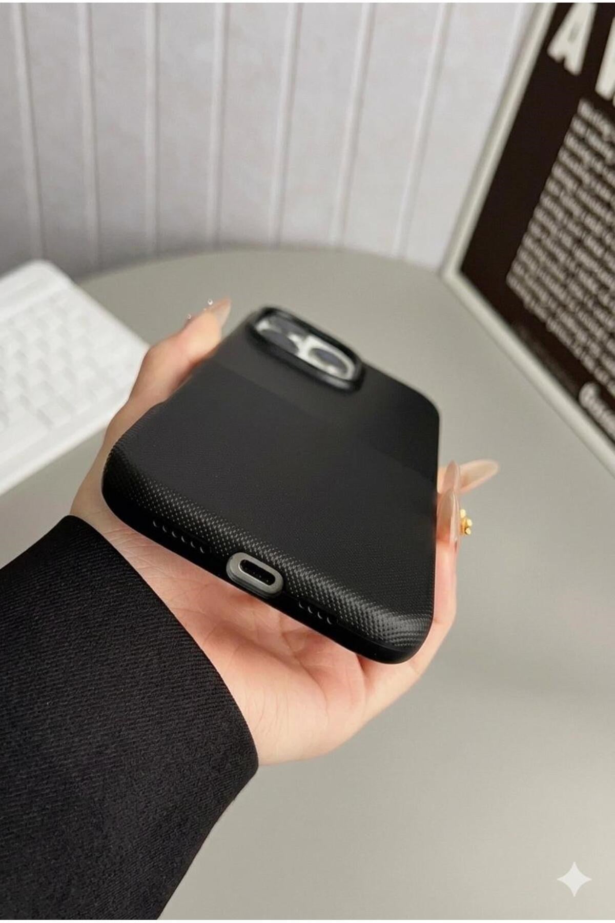 MagSafe ıPhone 16 Pro Max Uyumlu Siyah Kamera Korumalı Dokulu İnce Tasarım Lacivert Telefon Kılıfı