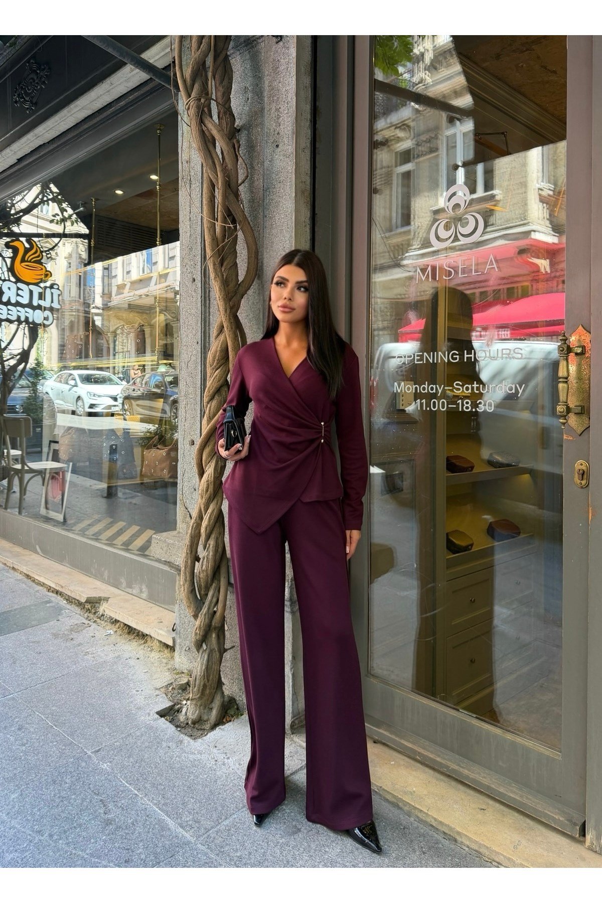 Kadın İnci Toka Detaylı Kruvaze Yaka Alt Üst Takım