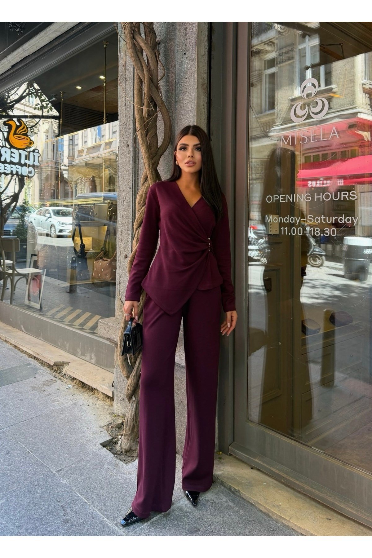 Kadın İnci Toka Detaylı Kruvaze Yaka Alt Üst Takım