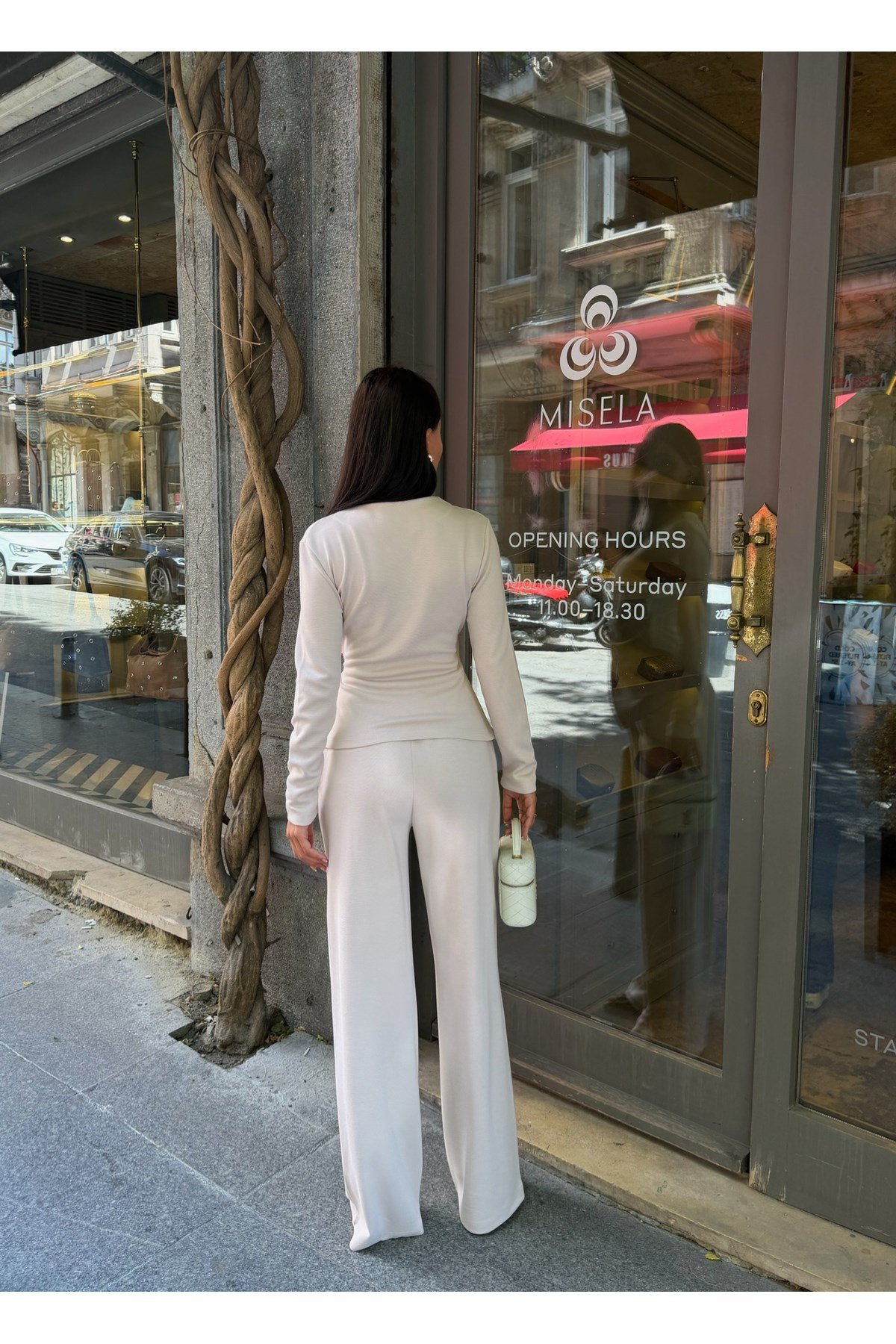 Kadın İnci Toka Detaylı Kruvaze Yaka Alt Üst Takım