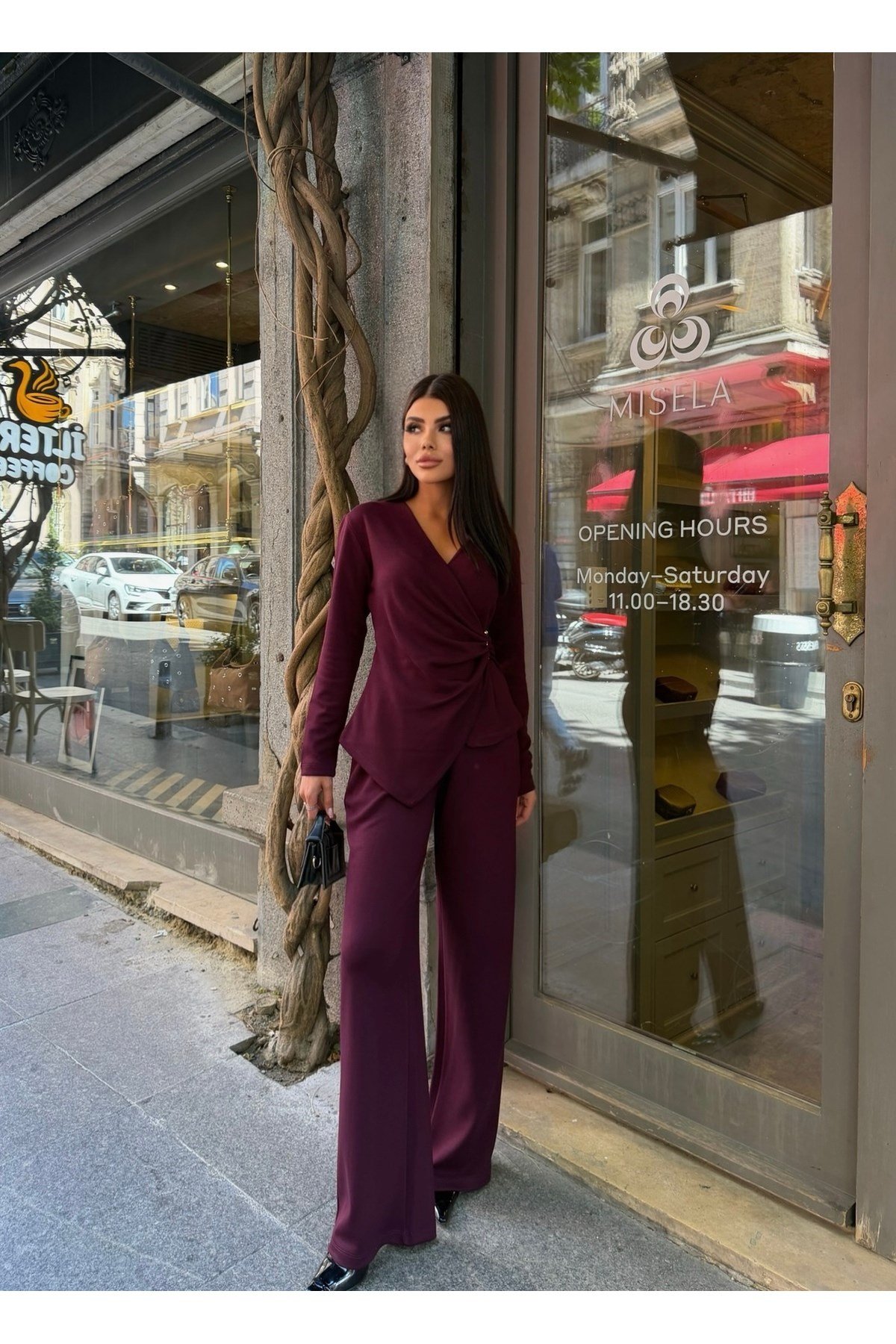 Kadın İnci Toka Detaylı Kruvaze Yaka Alt Üst Takım