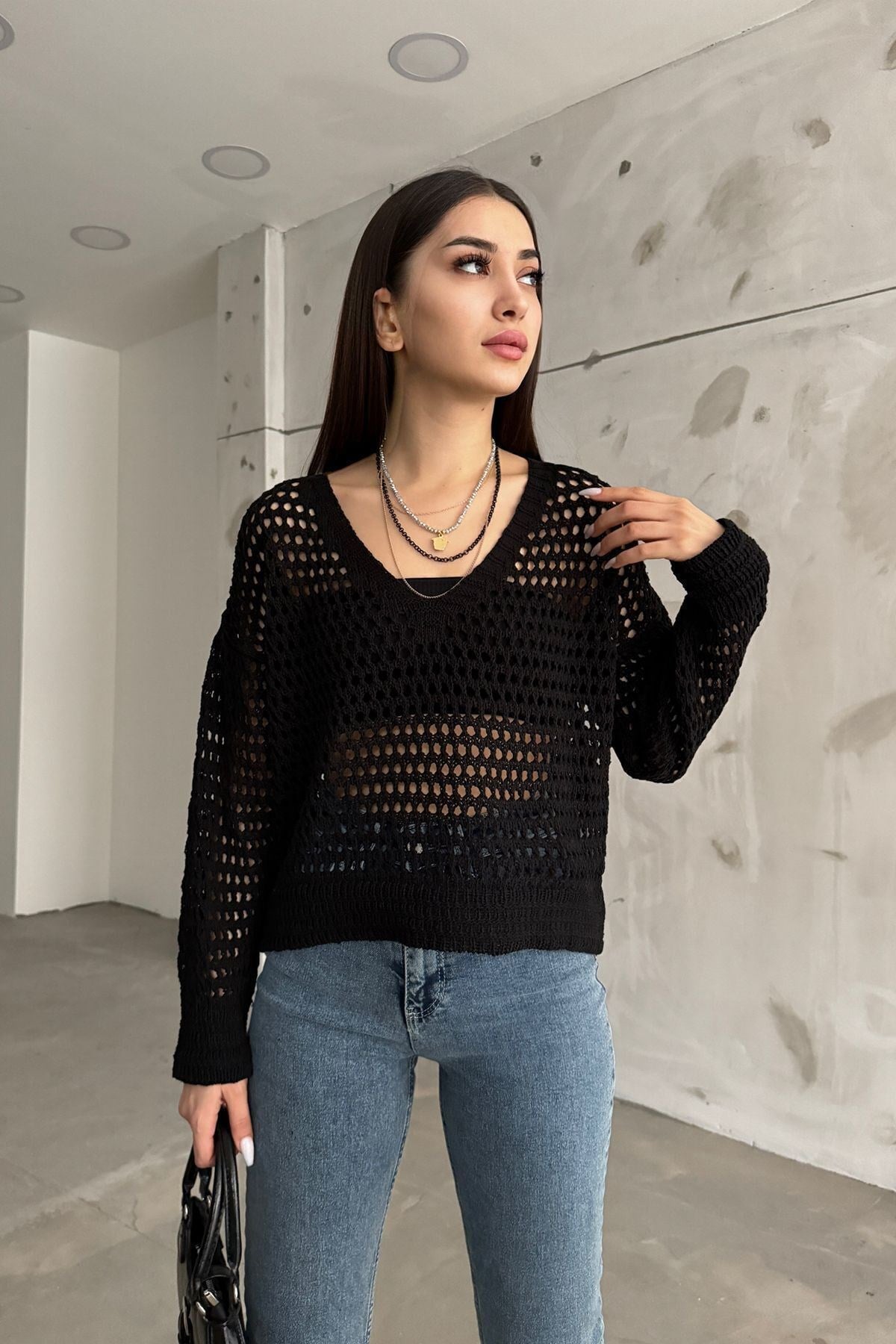 Kadın Krem V Yaka Ajurlu Triko Bluz