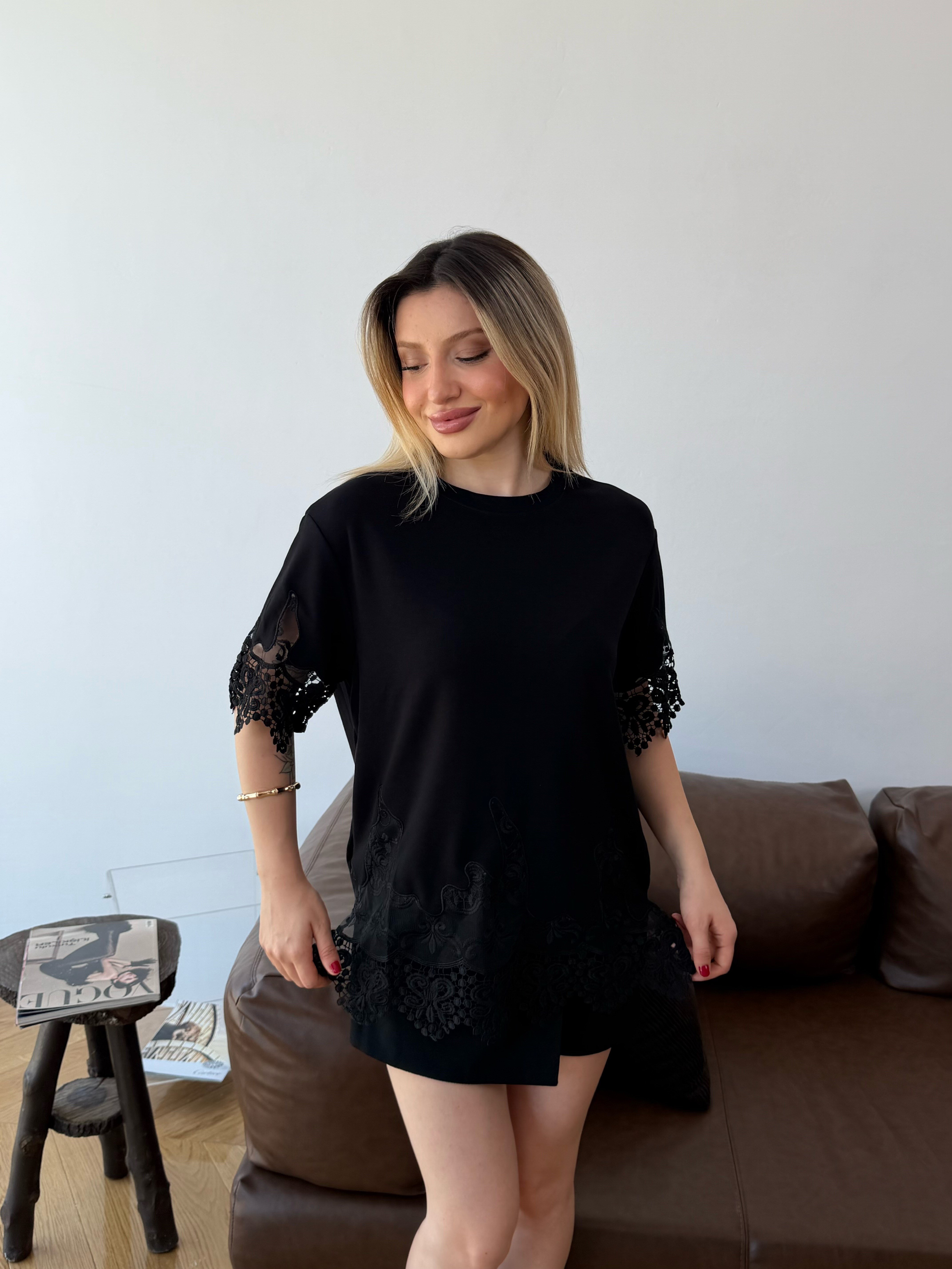 Kadın Siyah Dantel Detaylı Bluz