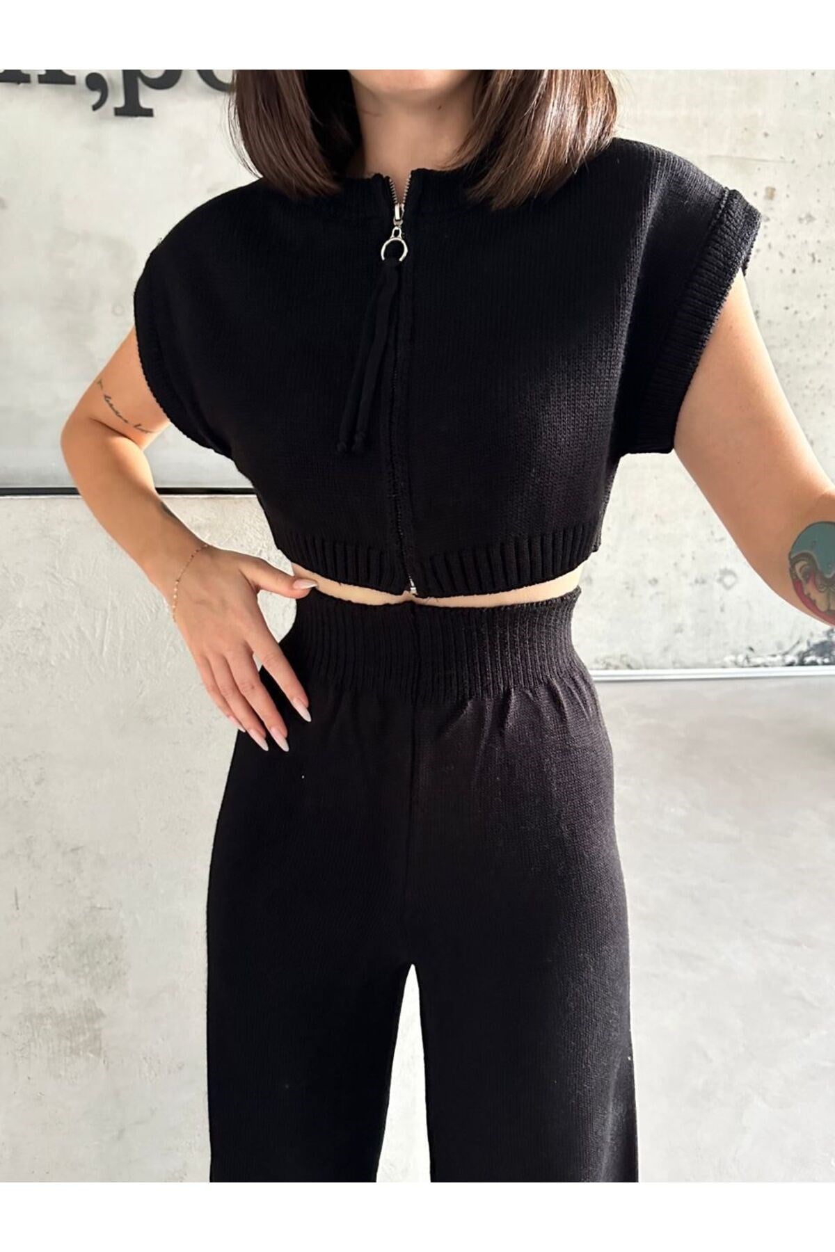Kadın Siyah Fermuarlı Crop Triko Alt Üst Takım