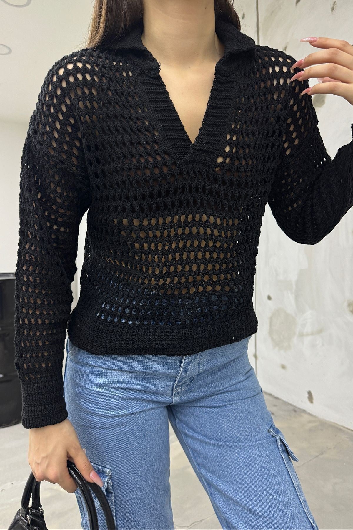 Kadın Siyah Polo Yaka Ajurlu Triko Bluz