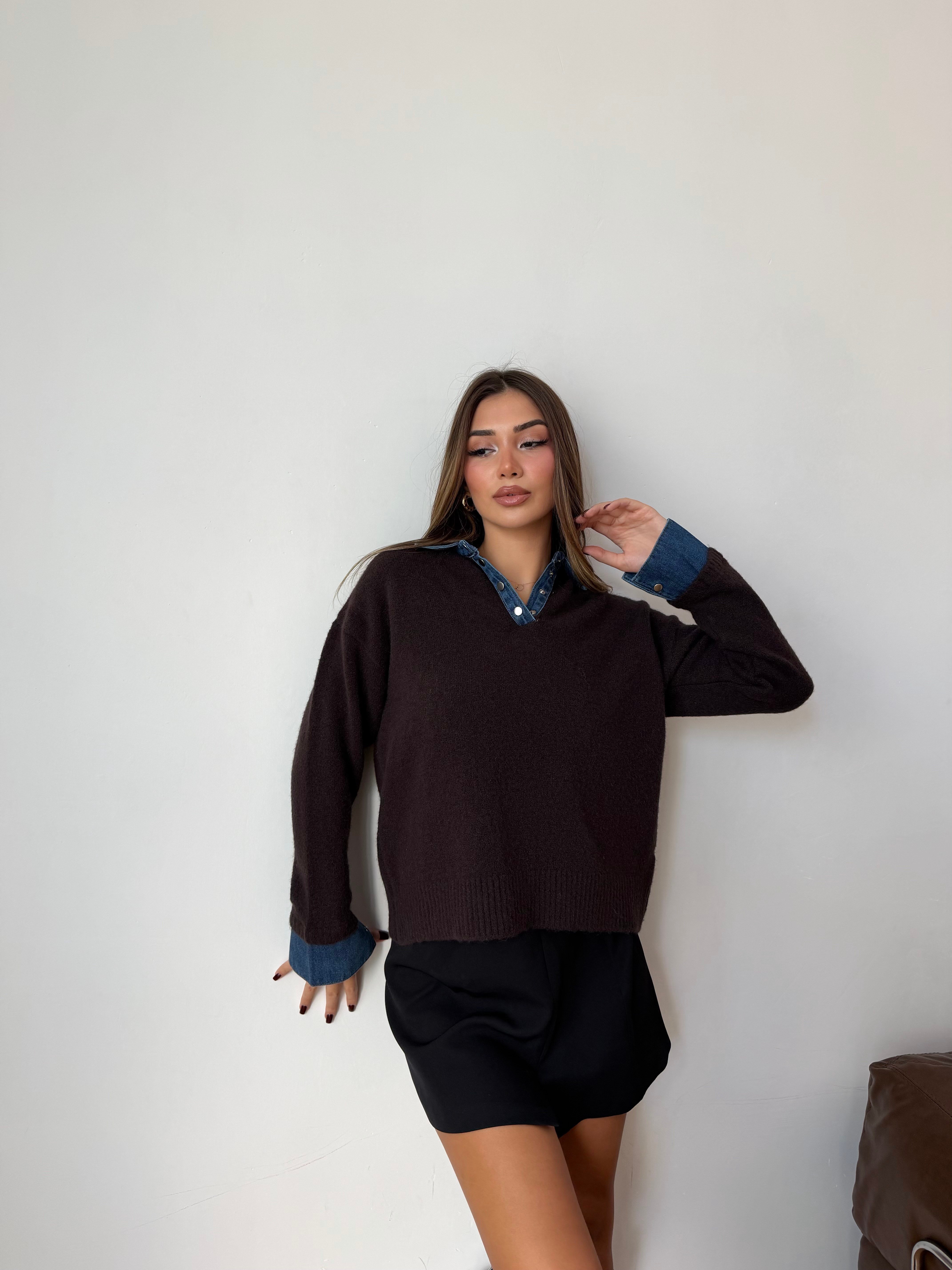 Kadın Yaka ve Kol Denim Detaylı Triko Kazak