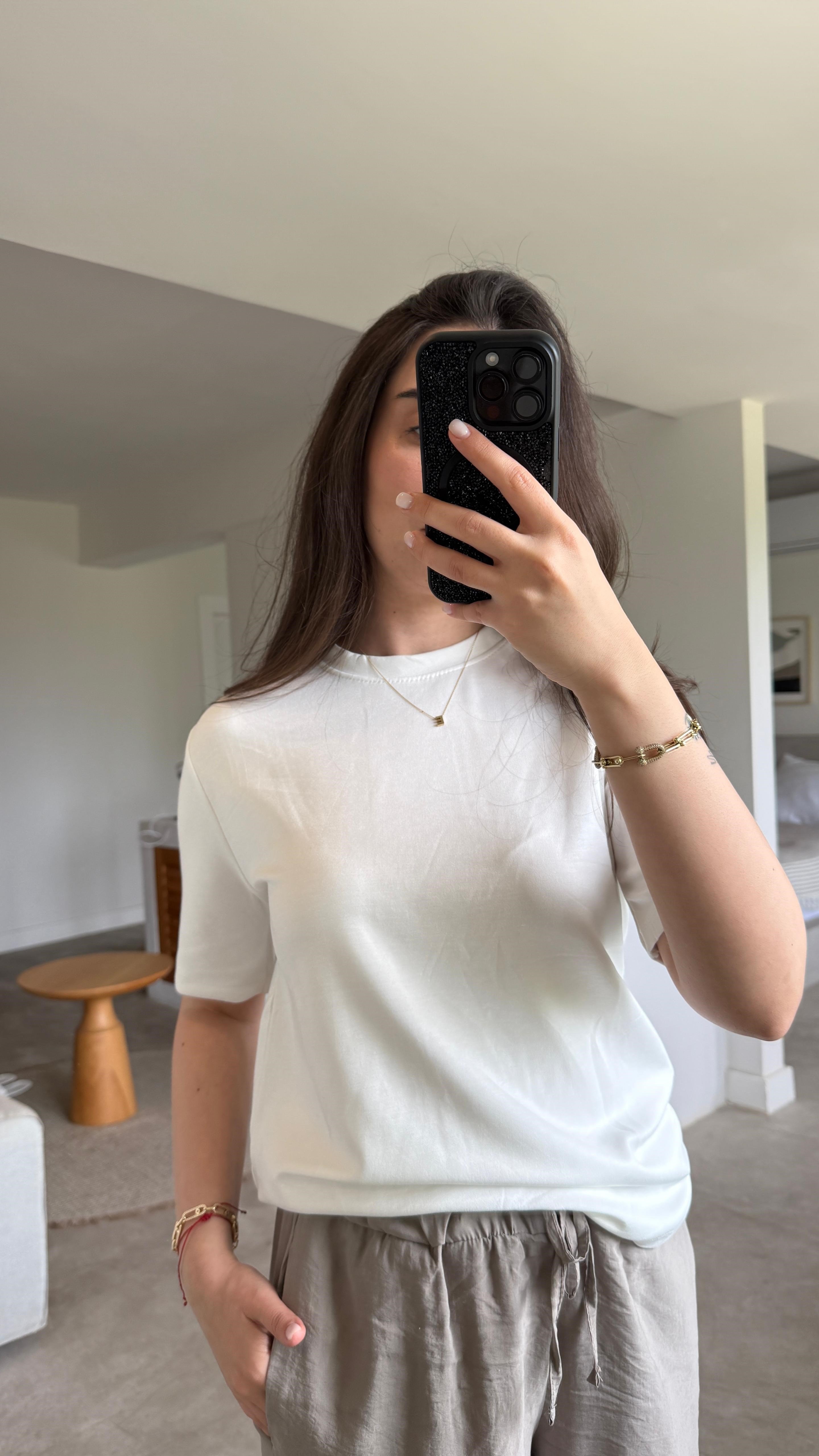 BASIC T-SHIRT