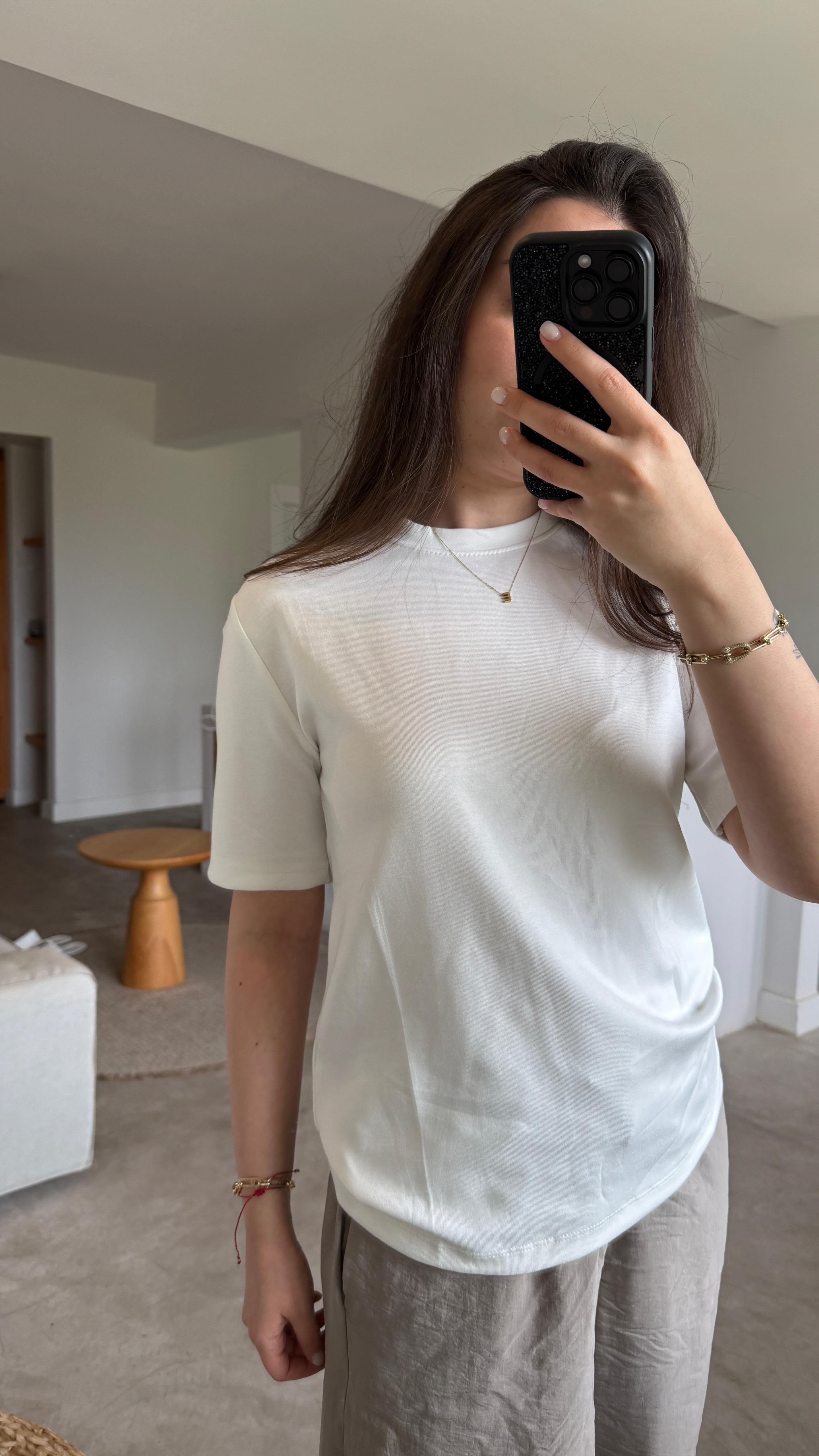 BASIC T-SHIRT
