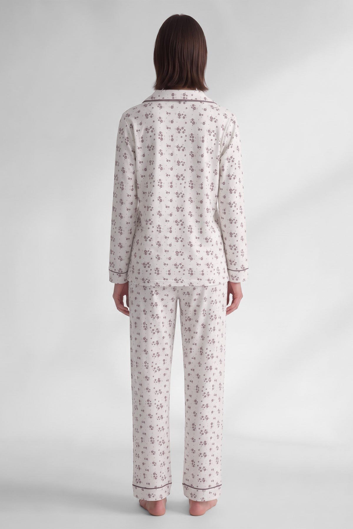 Mısırlı Kadın Düğmeli Çiçek Desenli Pijama Takım Vizon