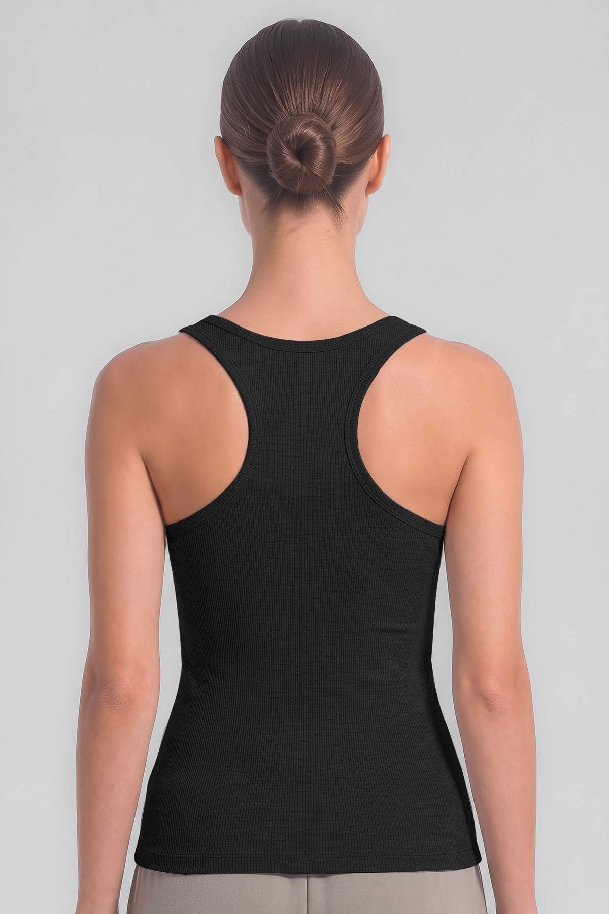 Mısırlı Kadın Kaşkorse Sporcu T-Shirt Siyah