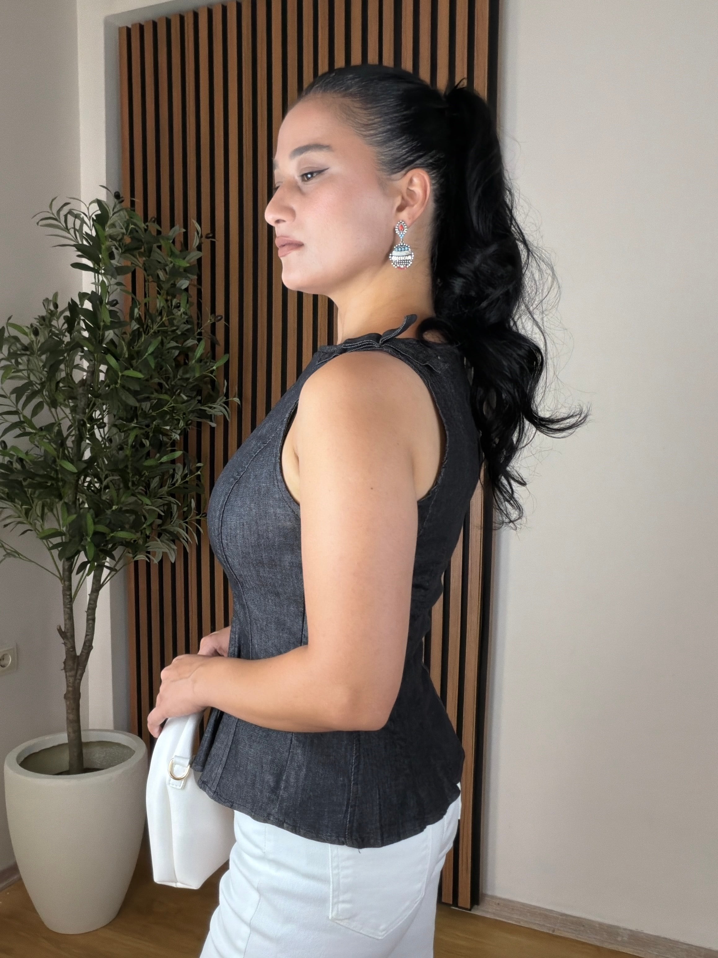Fiyonk Detaylı Yandan Fermuarlı Antrasit Peplum Bluz