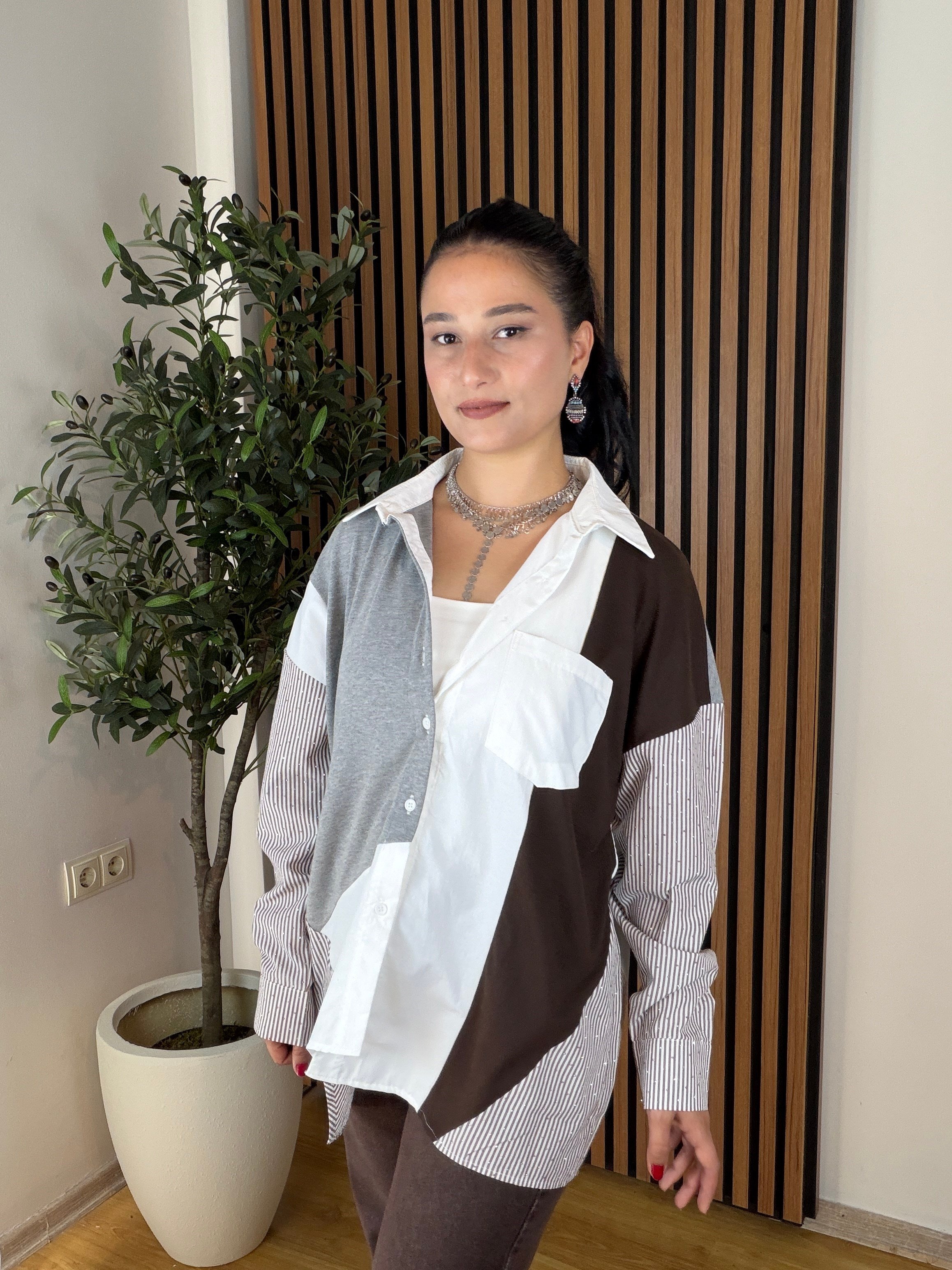 Orj Model Kolları Taşlı Premium Kalite Tasarım Gömlek-Kahverengi