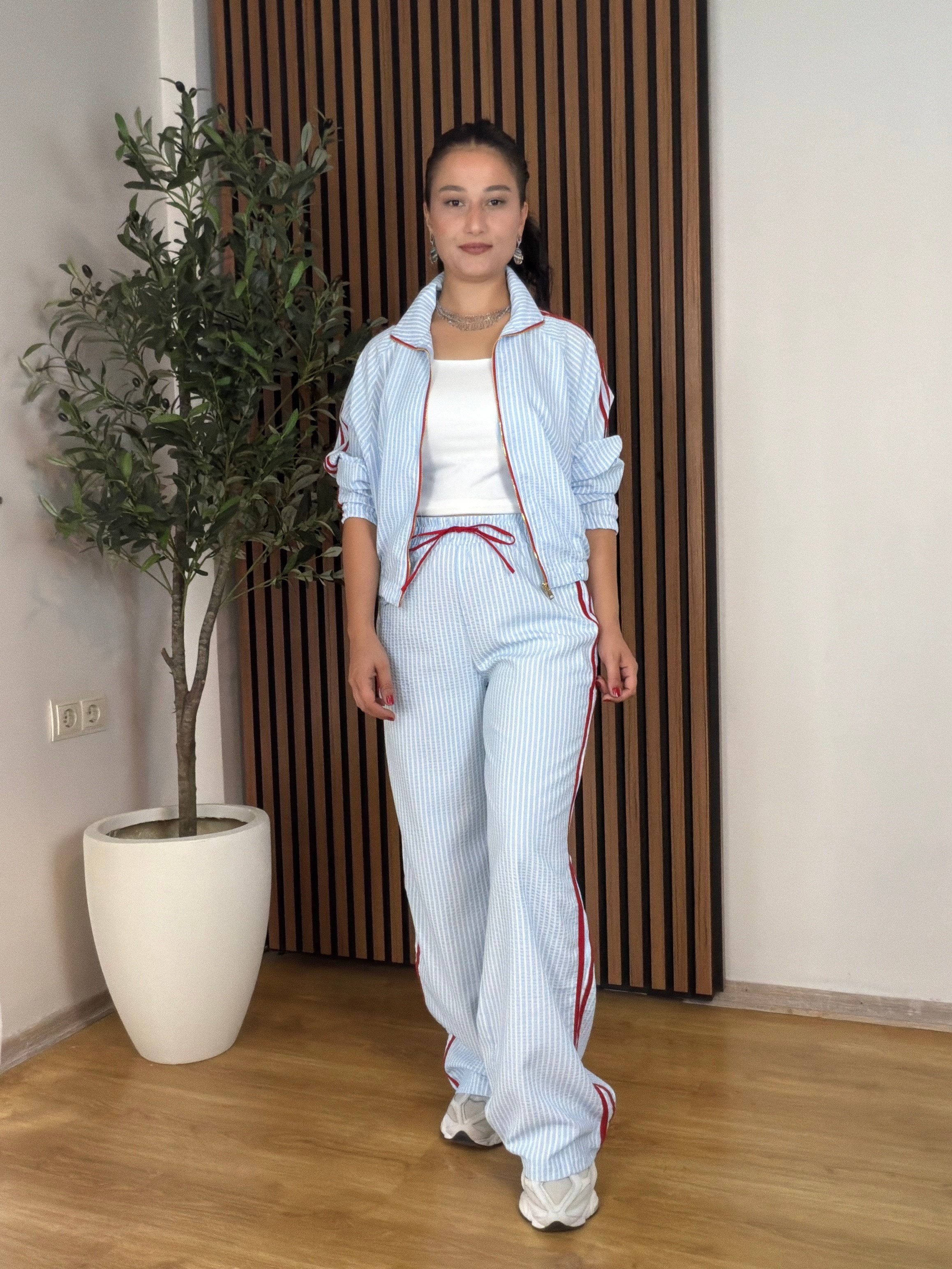TWST Model Şerit Detaylı Beli Lastikli Eşofman Takımı-Mavi