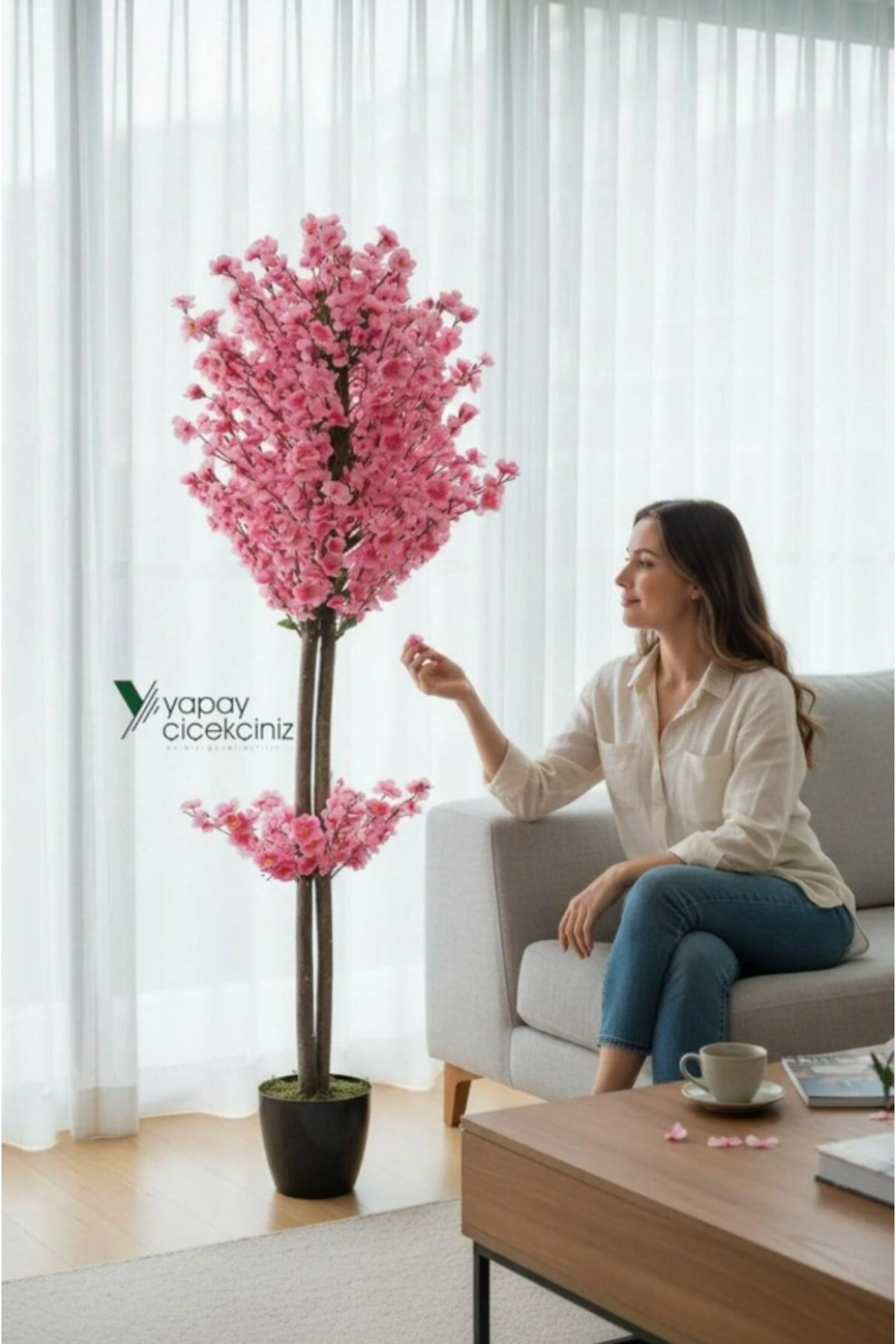 Siyah Saksıda Yoğun Yapraklı 180 Cm Yapay Bahardalı Ağacı Pembe