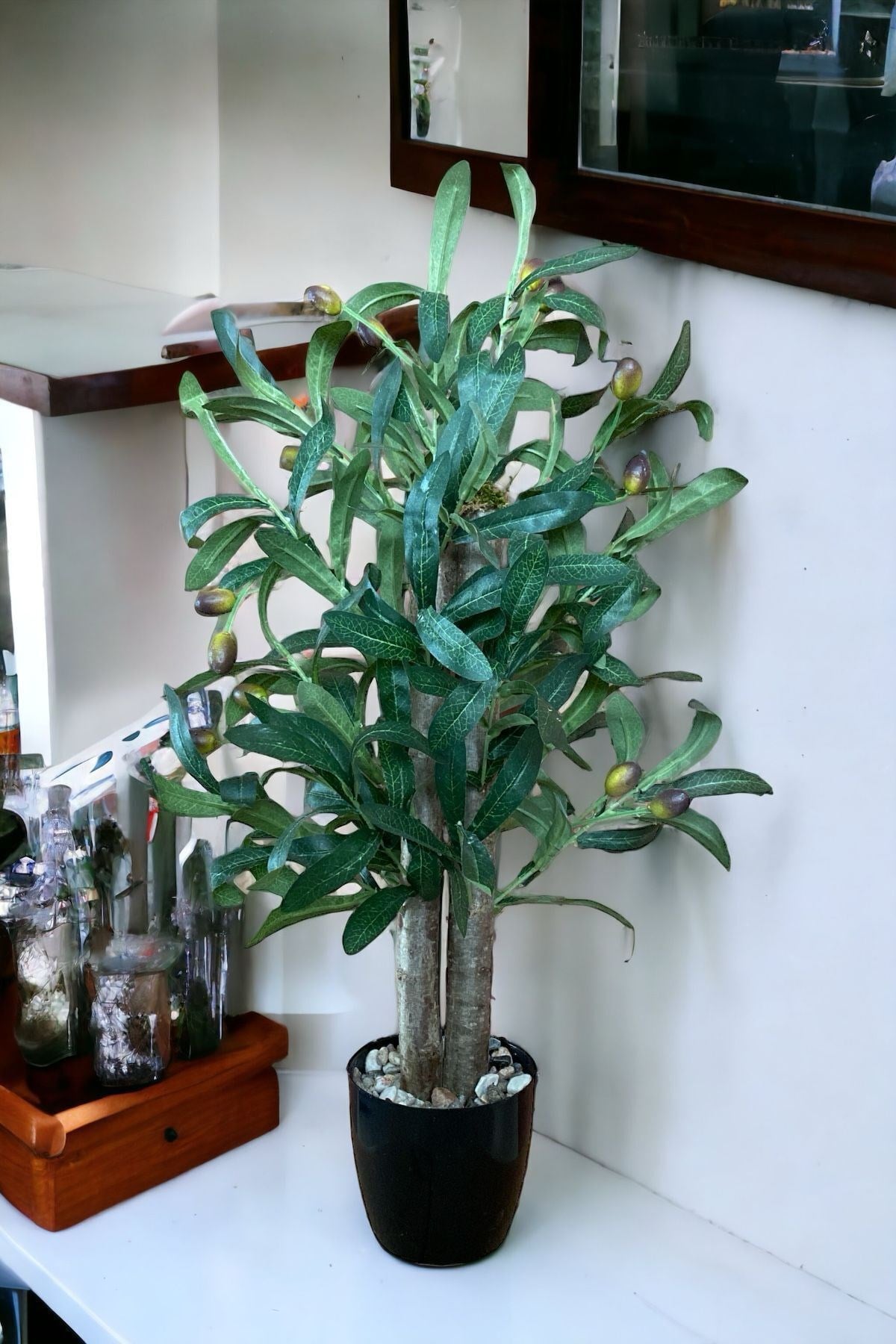 Taş Detaylı Siyah Saksıda 60 cm Yapay Zeytin Ağacı