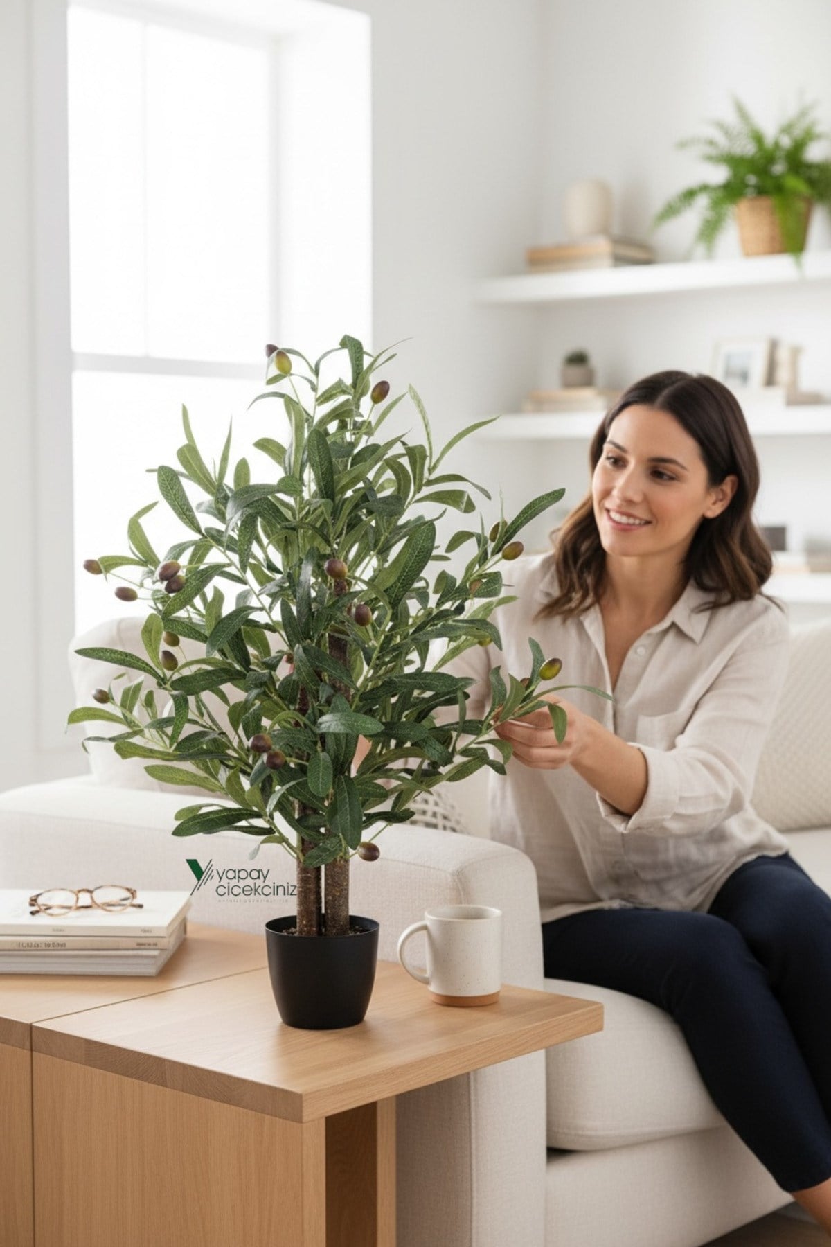 Taş Detaylı Siyah Saksıda 60 cm Yapay Zeytin Ağacı