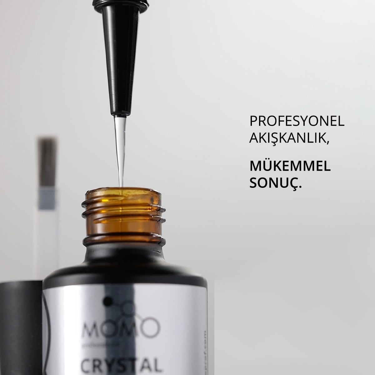 momo-crystal-top-coat-5b7c46.jpg