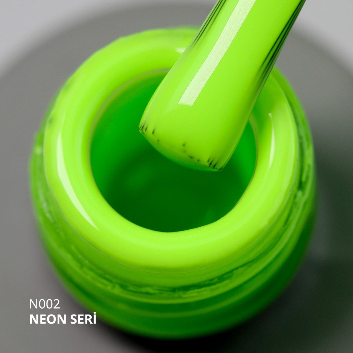 momo-neon-seri-kalici-oje-10-ml-cf-ac0.jpg