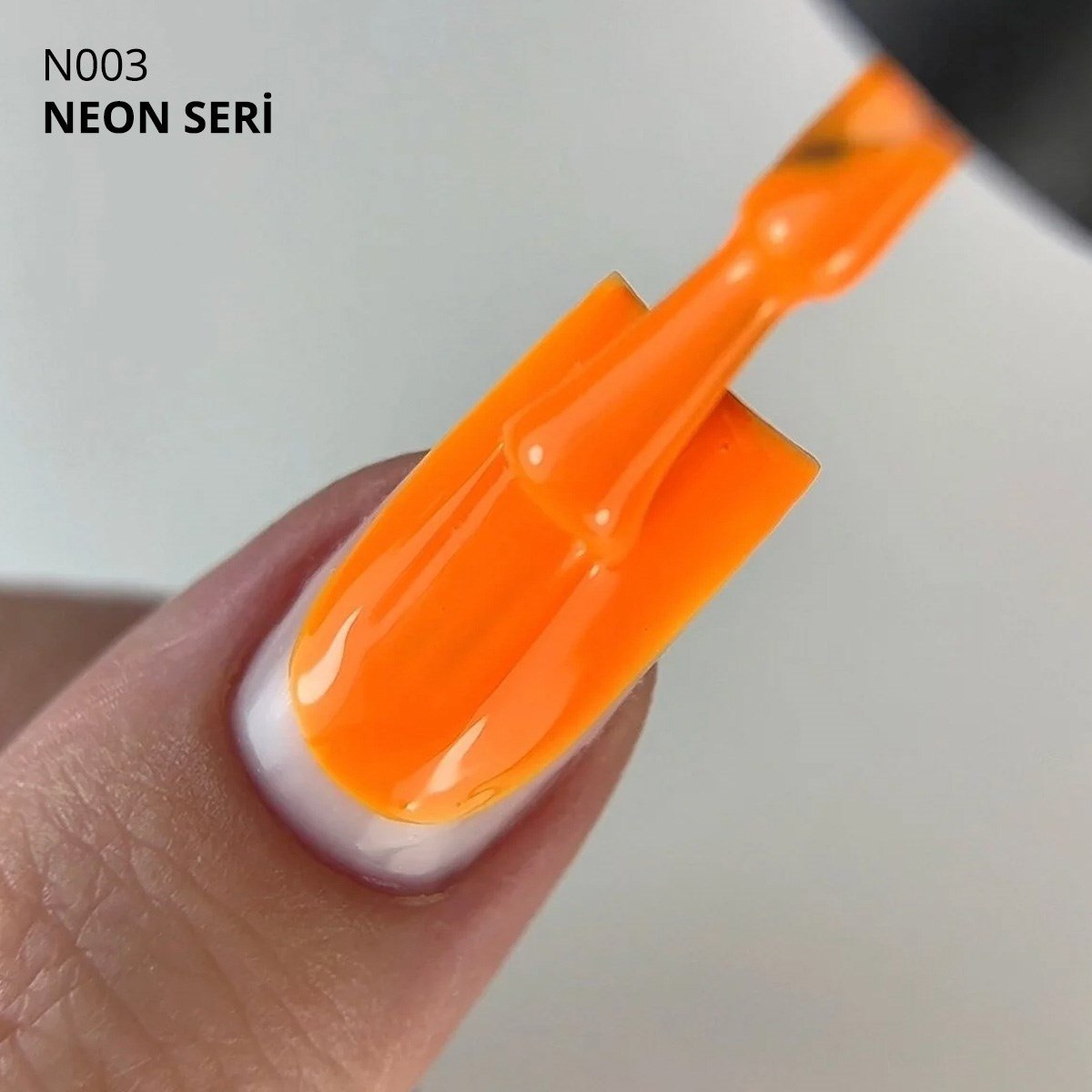 momo-neon-seri-kalici-oje-10-ml-df-bf3.jpg