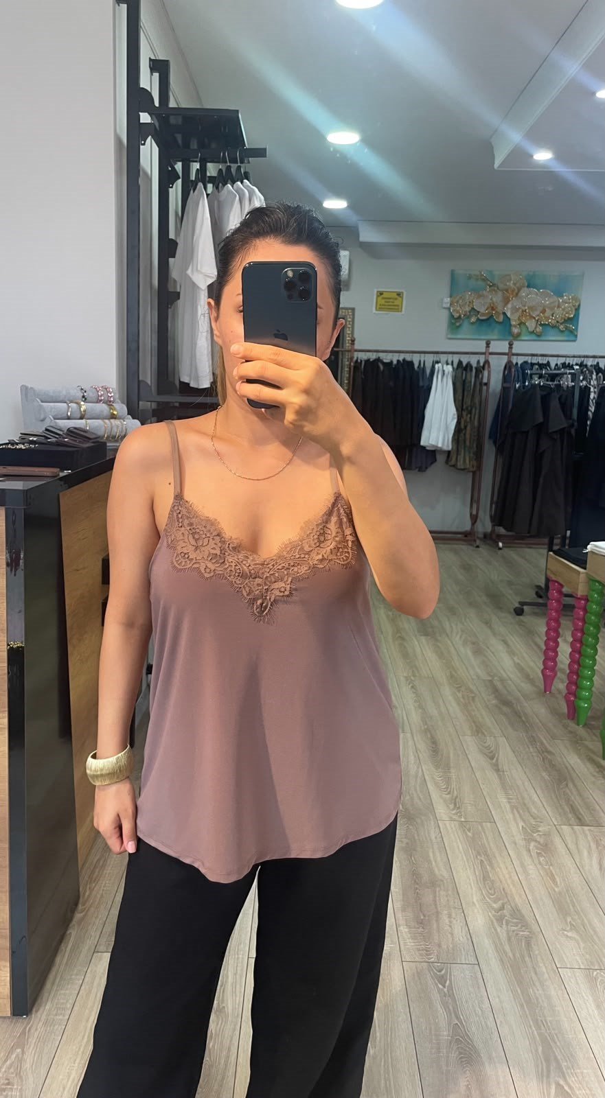 Kahverengi Dantel Detaylı Bluz