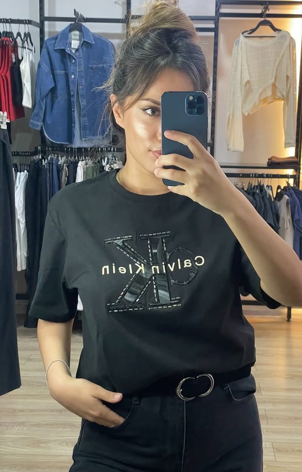 Siyah Kısa Kollu Tişört