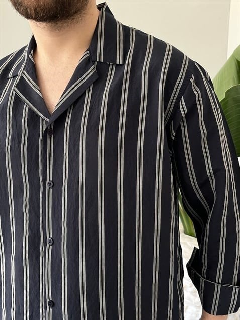 Apaş Yaka Çizgili Oversize Gömlek Lacivert