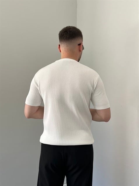 Bisiklet Yaka Örgü .Desen Triko Tshirt Beyaz