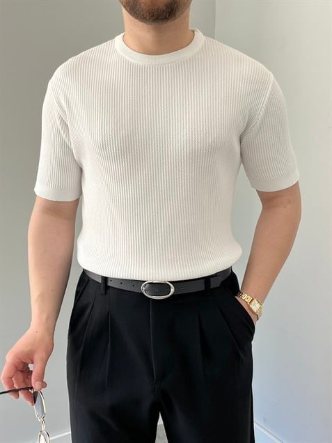 Bisiklet Yaka Örgü .Desen Triko Tshirt Beyaz