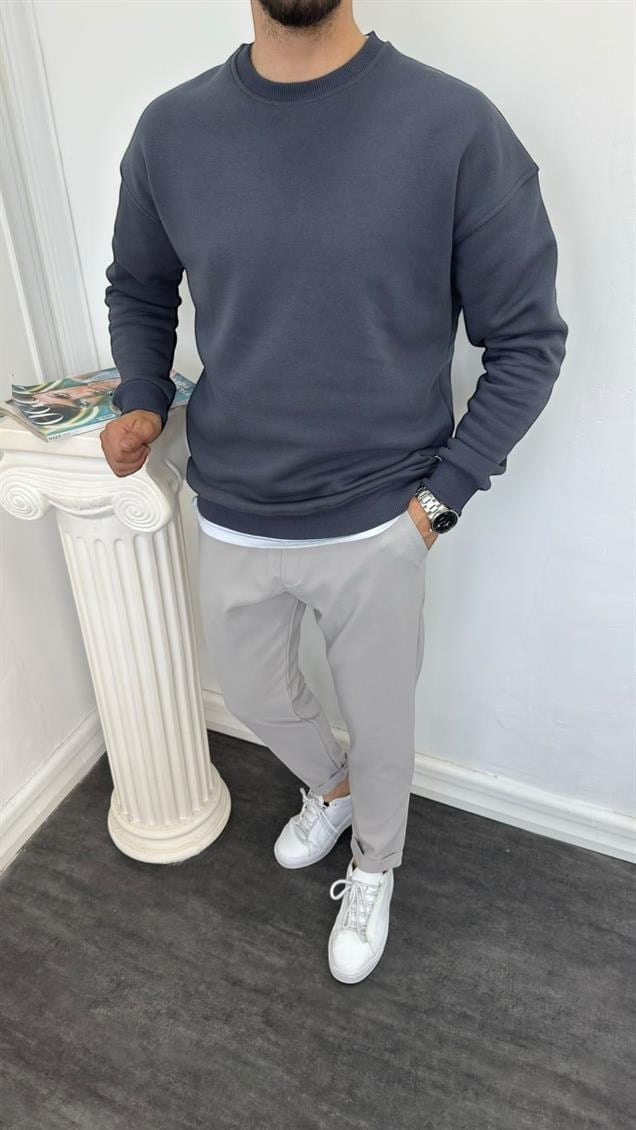 Bisiklet Yaka Üç İplik Şardonlu Sweatshirt Füme