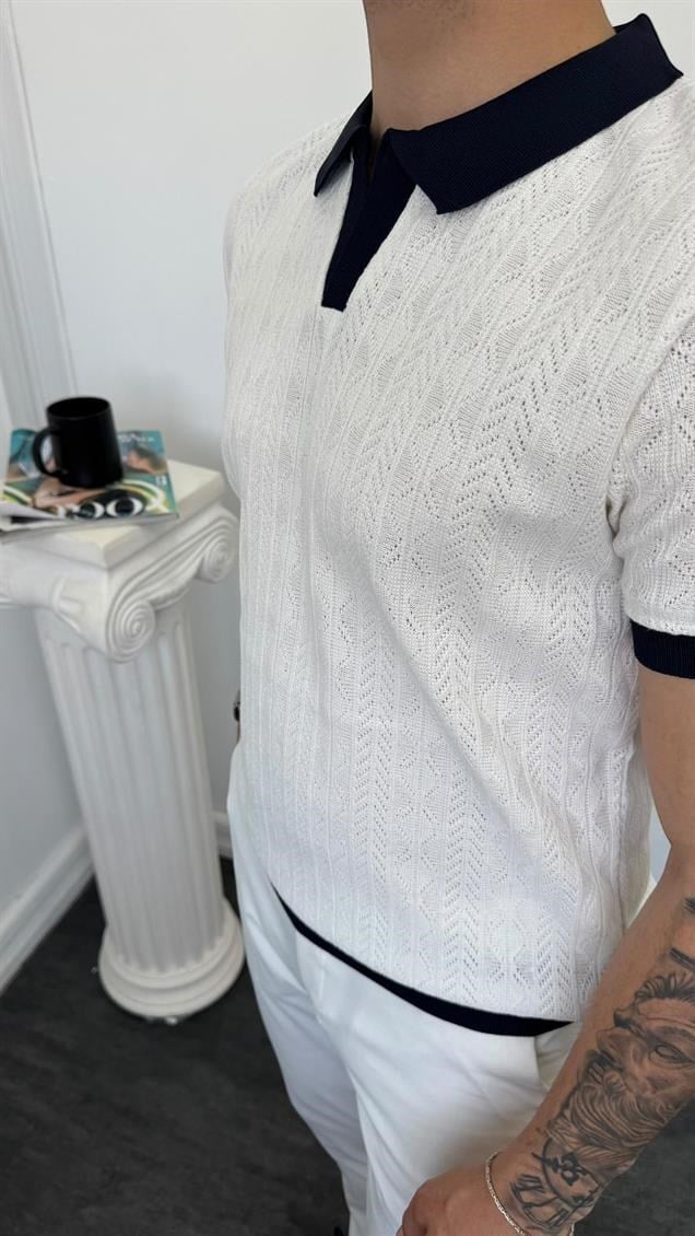 Desenli Polo Yaka Triko Tişört Beyaz