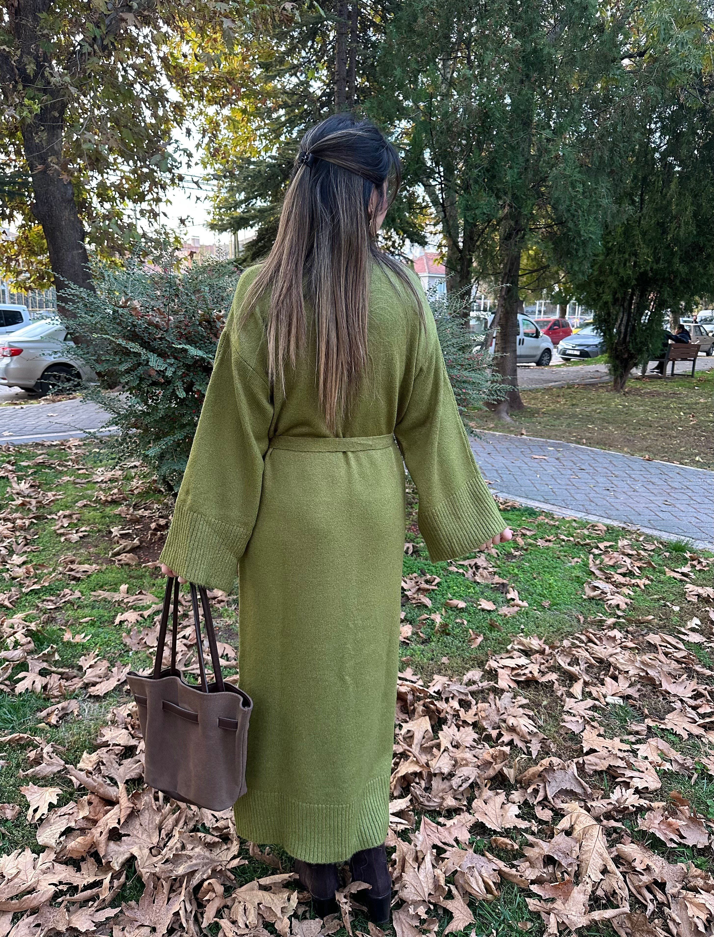 Bloom Olive Kuşaklı Triko Elbise